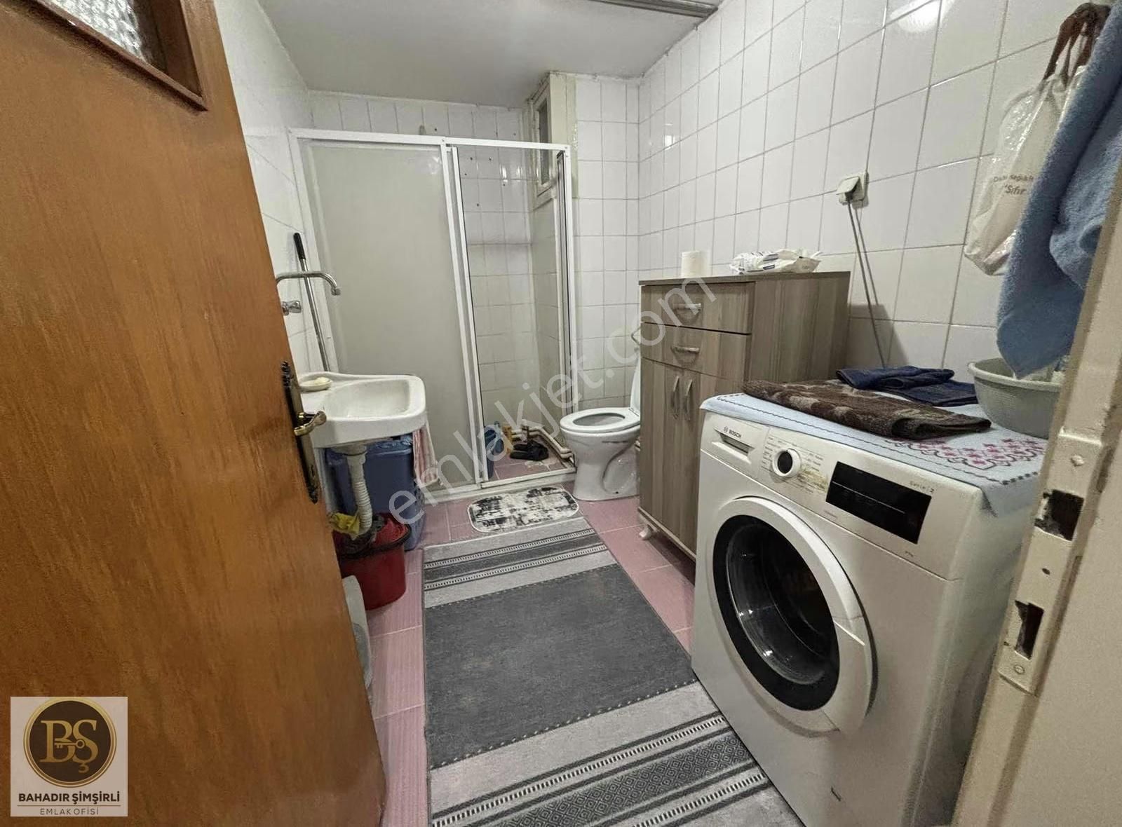 Bahadır Şimşirli'den Ragıpbey Mah.16 Sokakta Satılık 3+1 Daire