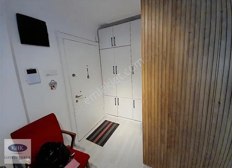 Karşıyaka Medipol Hastanesi Yanında Kiralık Ferah Köşe Ofis - Görsel 2