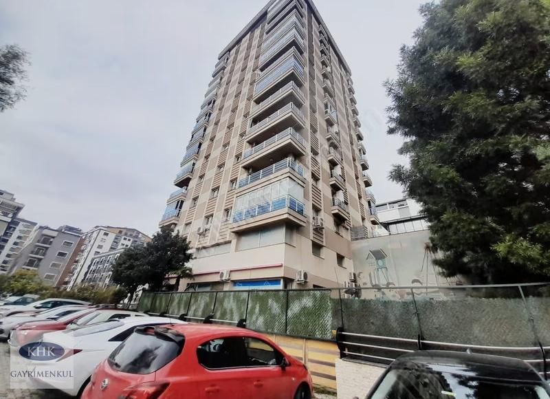 Karşıyaka Medipol Hastanesi Yanında Kiralık Ferah Köşe Ofis - Görsel 13