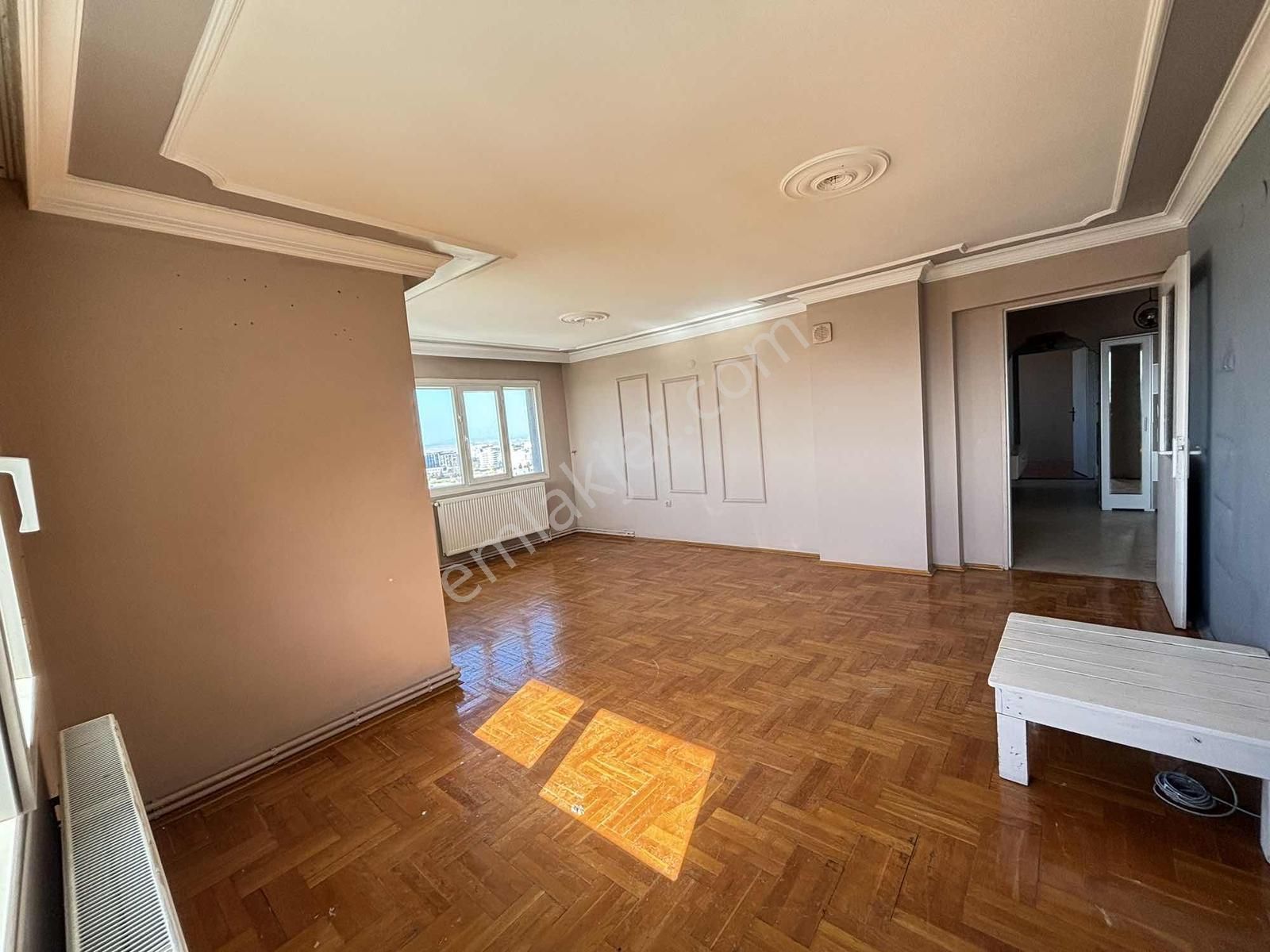 İzmir Çiğli Esentepe Panaromik Manzaralı Kiralık 3+1 Cb Ph - Görsel 6