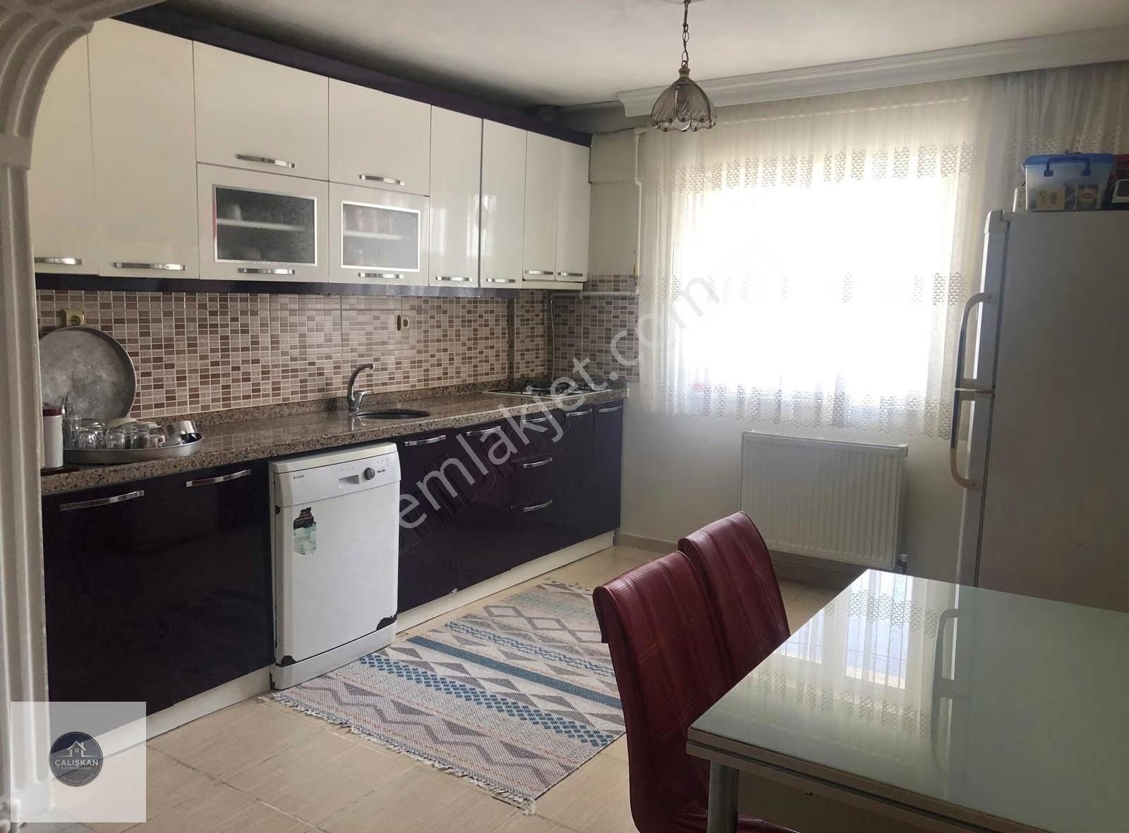 Geçit Mahallesinde Satılık Üc Adet Daire - Görsel 5