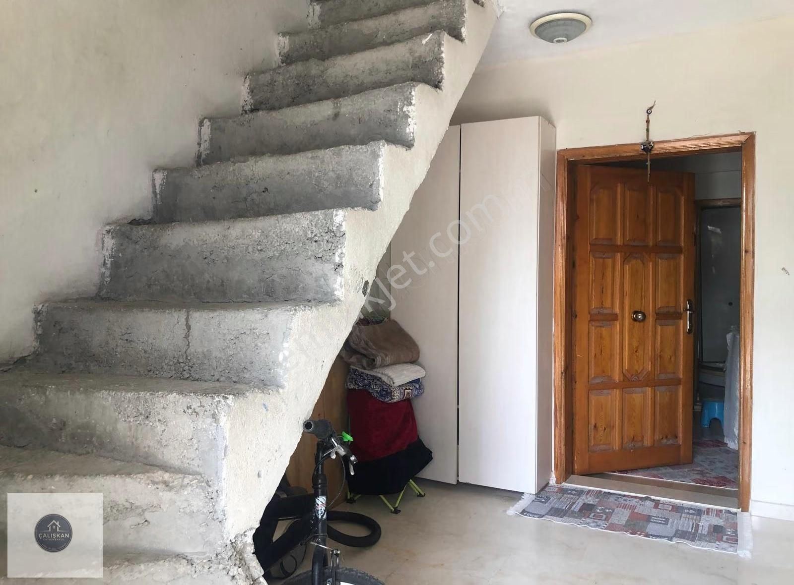 Geçit Mahallesinde Satılık Üc Adet Daire - Görsel 25