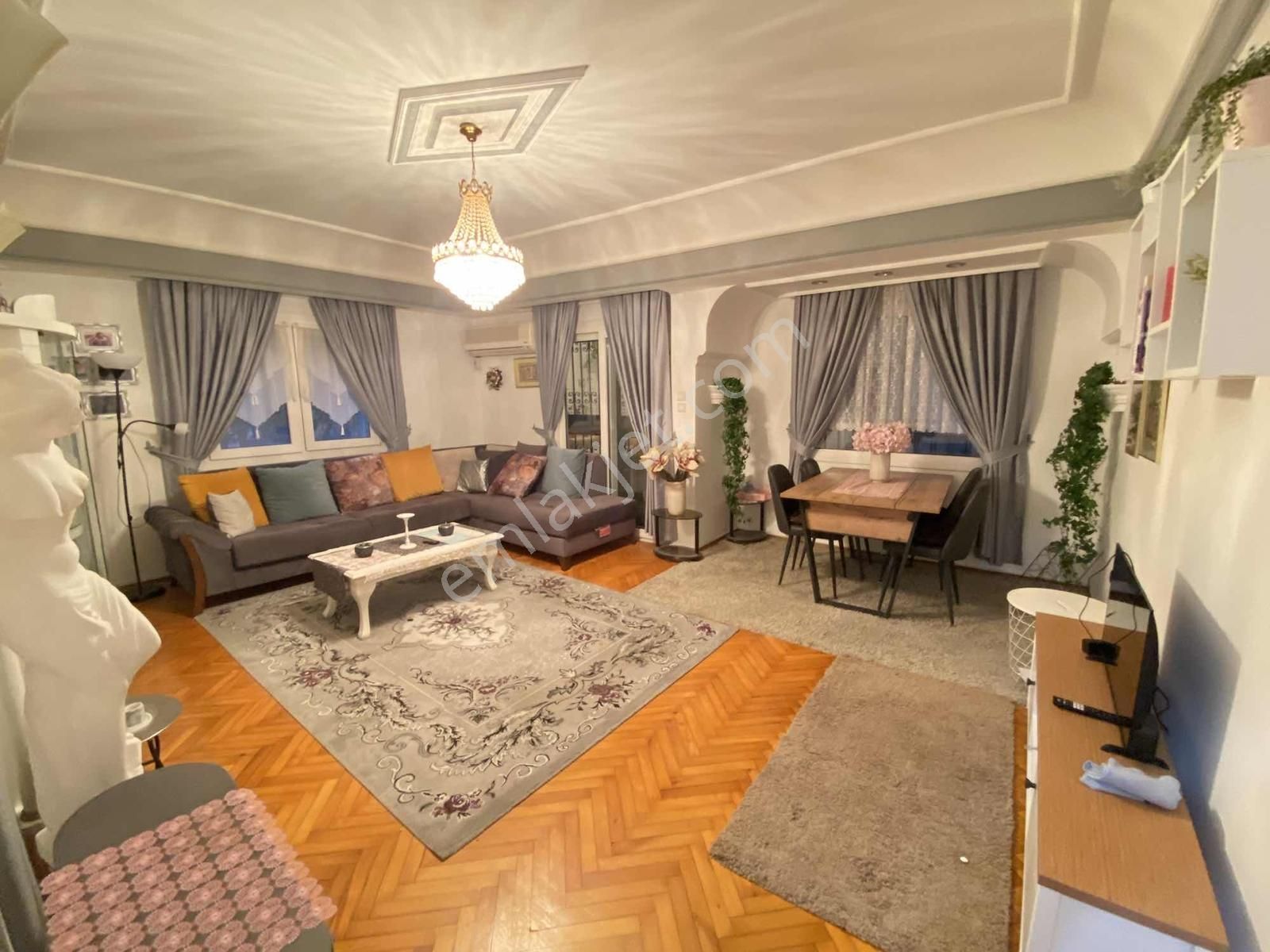 Obagölde Ful Eşyalı Kiralık 2+1 Ayrı Mutfak Daire