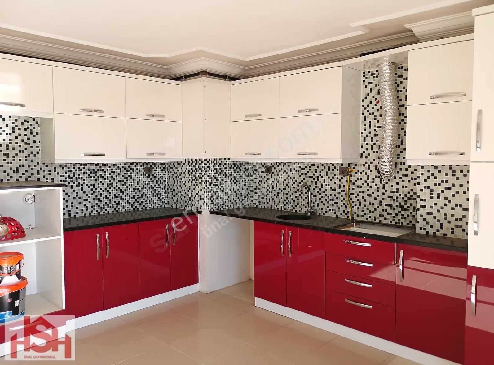 İnönü Mah. Ara Kat Doğal Gazlı 140 M2 3+1 Kiralık Daire - Görsel 8