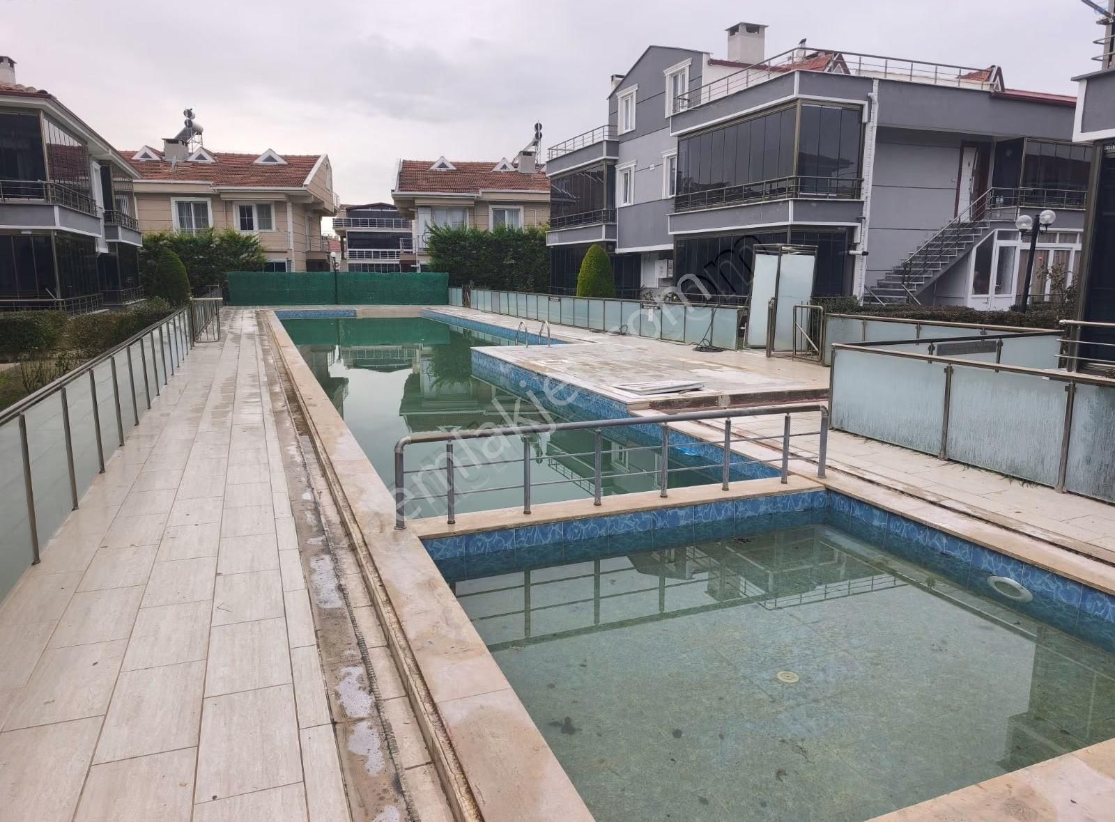 Duru Emlaktan Havuzlu Yazlık - Görsel 2