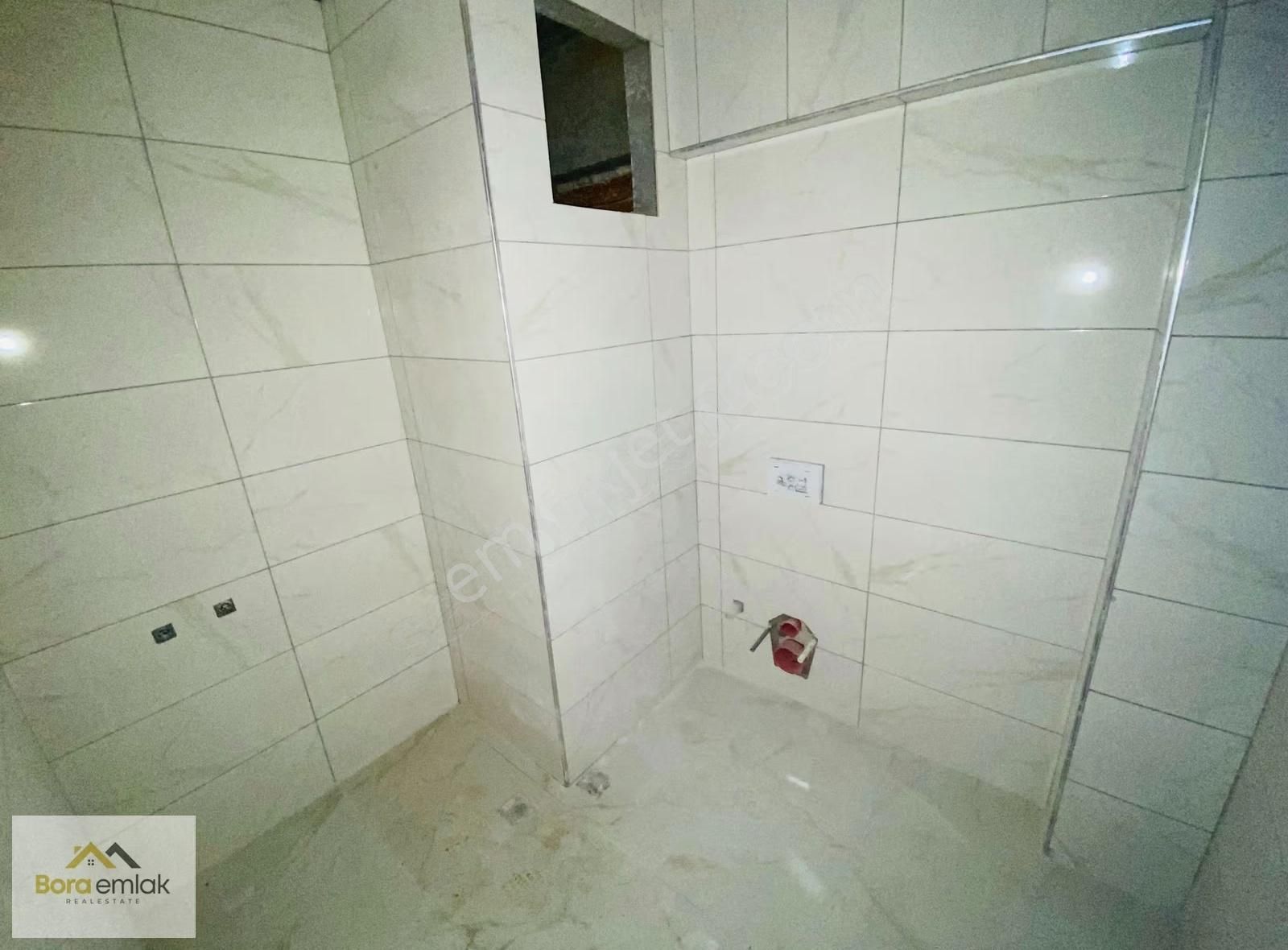 Bora Emlak'dan Yunus Emre Mahallesin'de 2+0 Lüx Daireler - Görsel 2