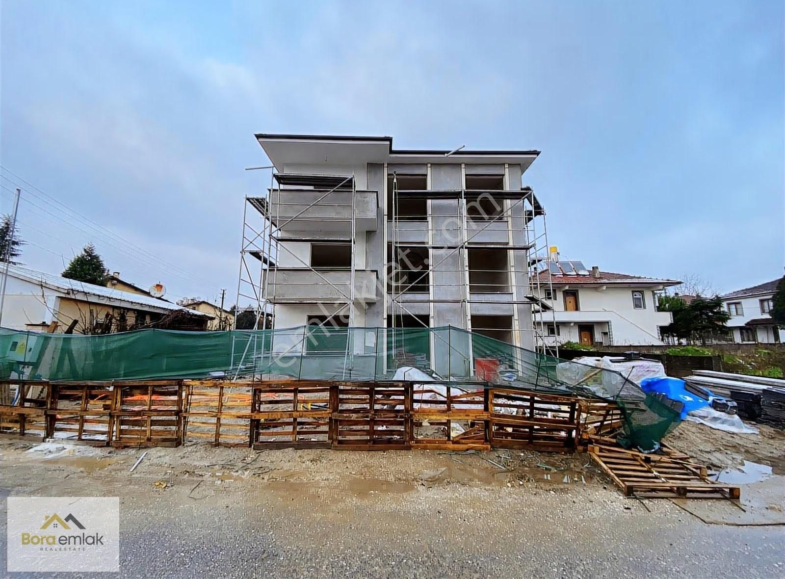 Bora Emlak'dan Ömercikler Mahallesinde Satılık 2+0 Daire - Görsel 9