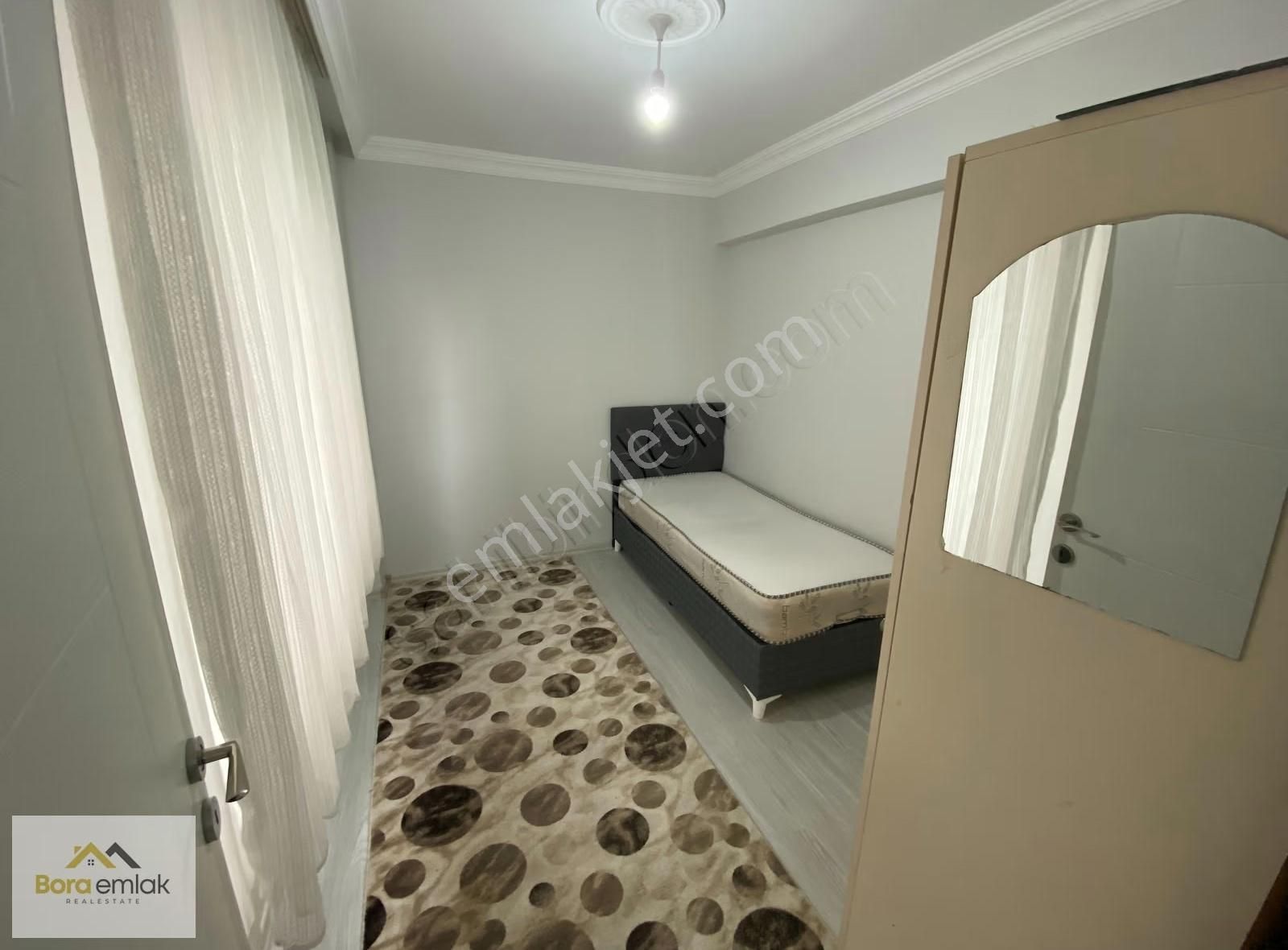 Bora Emlak'dan Yeni Mahalle'de Eşyalı Kiralık 1+1 Daire - Görsel 8