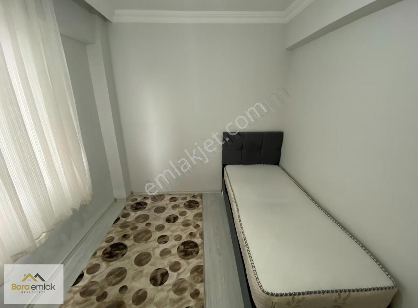 Bora Emlak'dan Yeni Mahalle'de Eşyalı Kiralık 1+1 Daire - Görsel 4