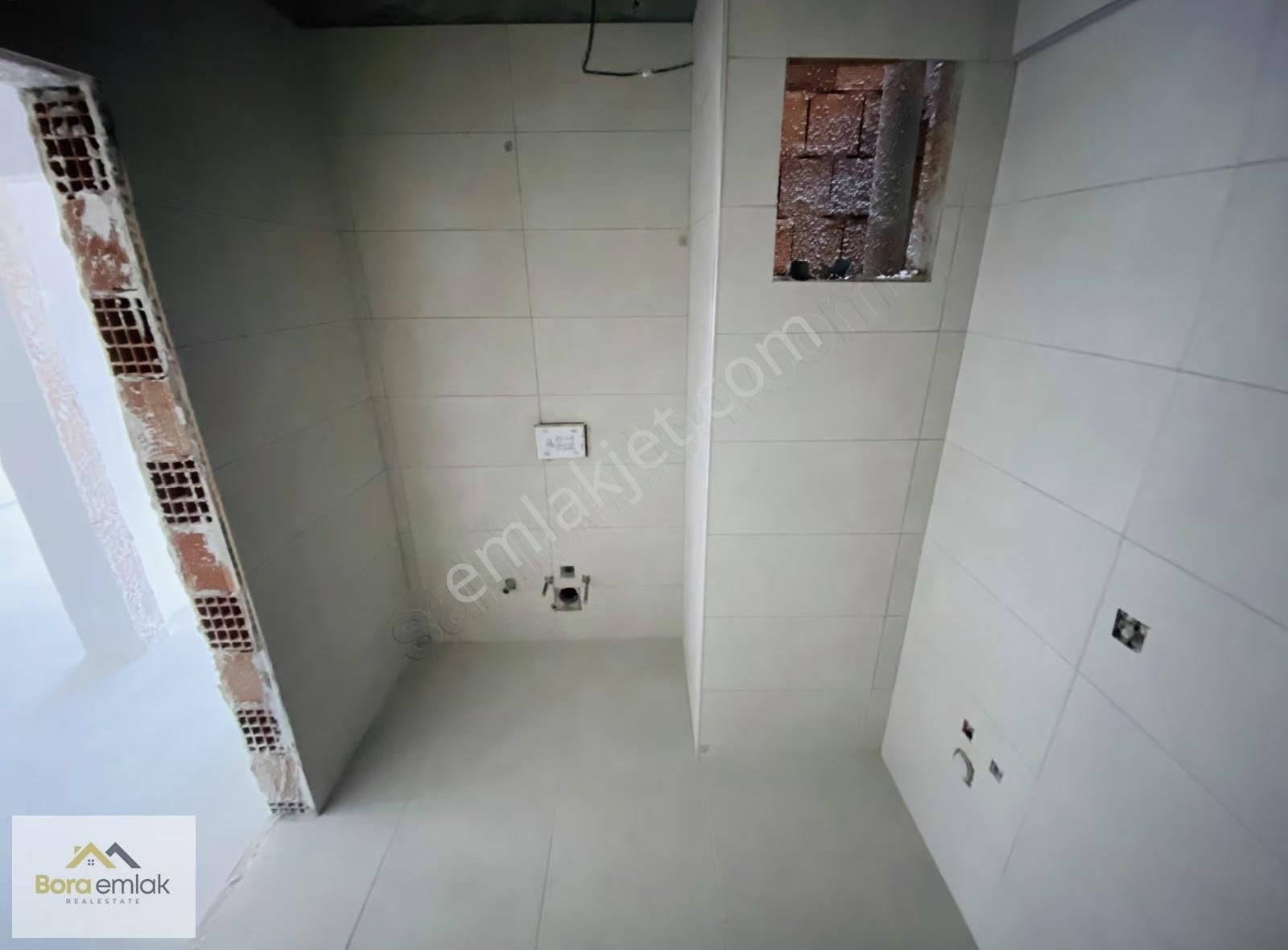 Bora Emlak'dan Ömercikler Mahallesi'nde Satılık 2+1 Daireler - Görsel 4