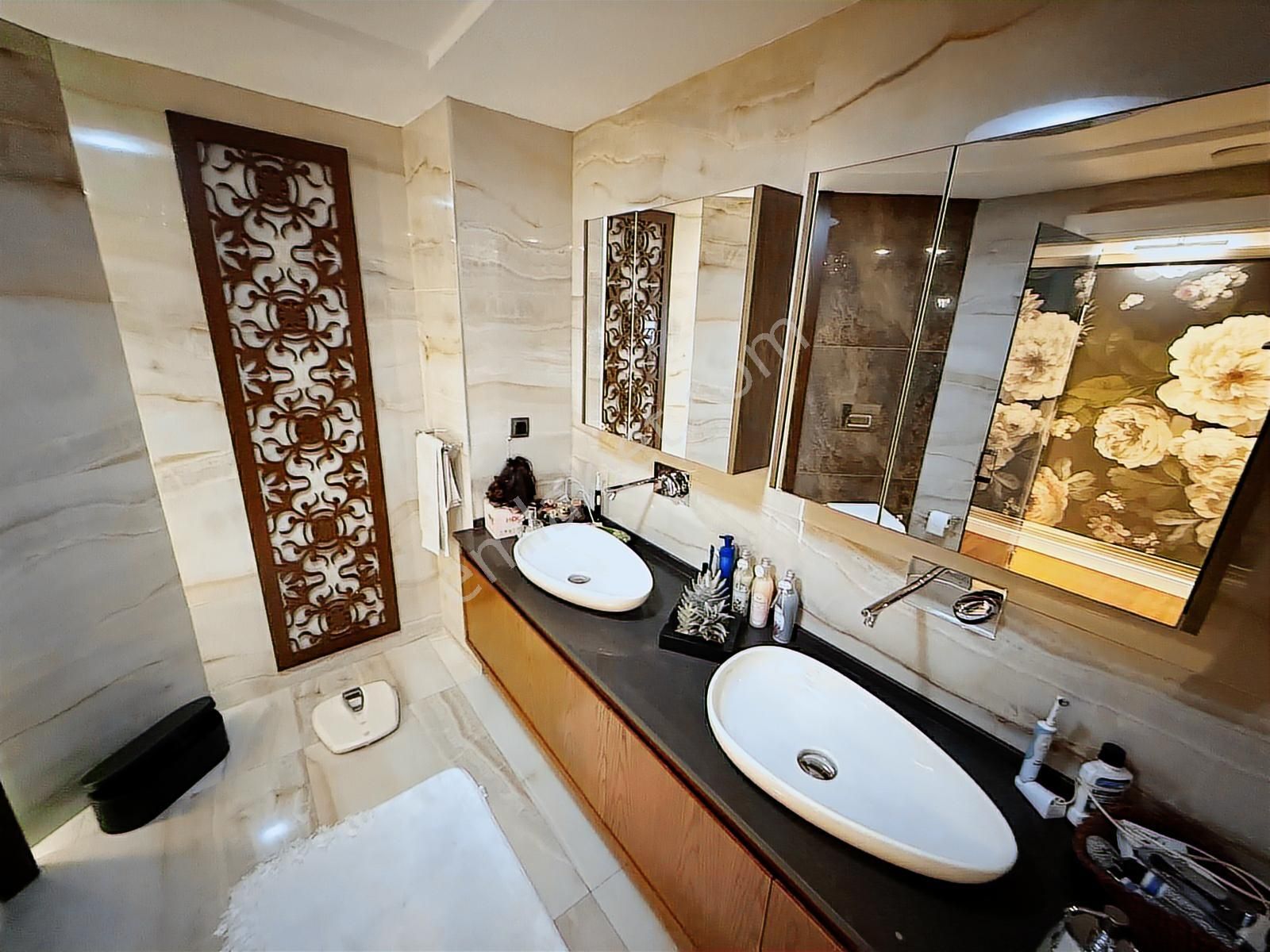 Balıkesir Değirmen Boğazı Sitesinde Satılık Havuzlu Lüks Villa - Görsel 33