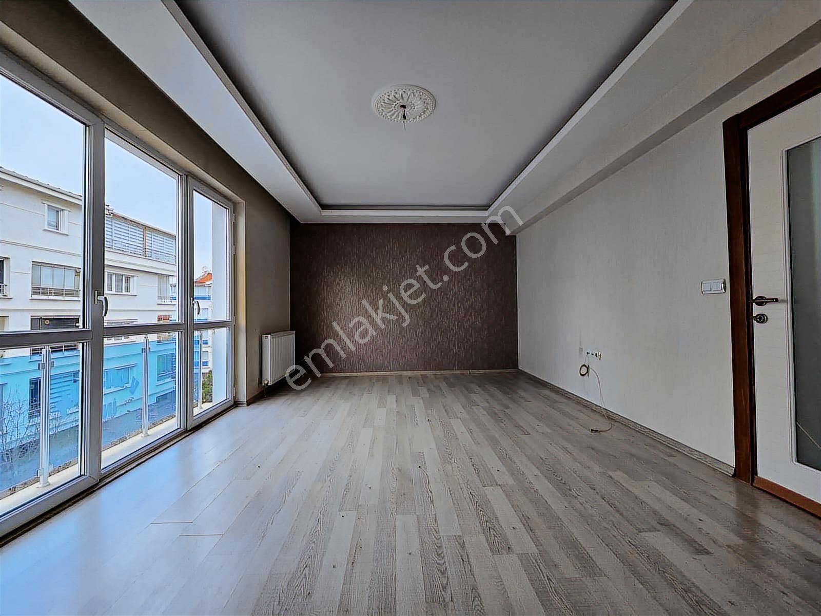 Topcu Mah Satılık 3+1 Asansörlü Yeni Bina Arakat Ön Cephe Daire