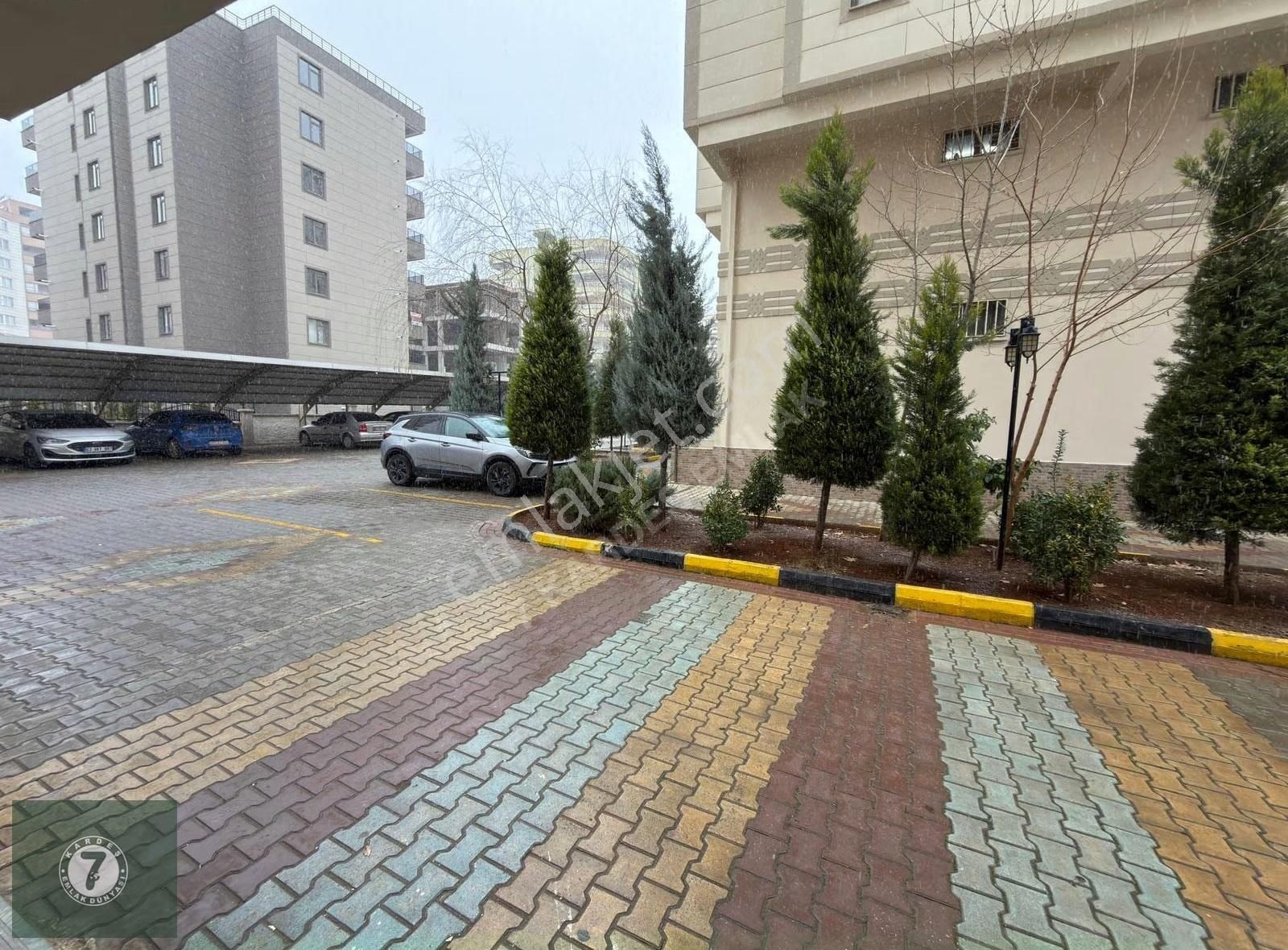 7 Kardeş Emlak'tan Site De Lüks 4+1 - Görsel 24