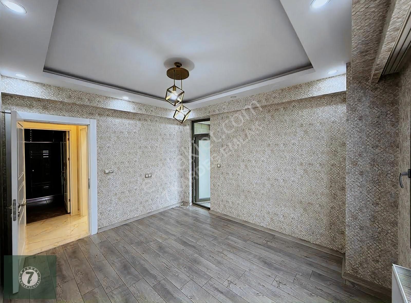 7 Kardeş Emlak'tan Site De Lüks 4+1 - Görsel 10