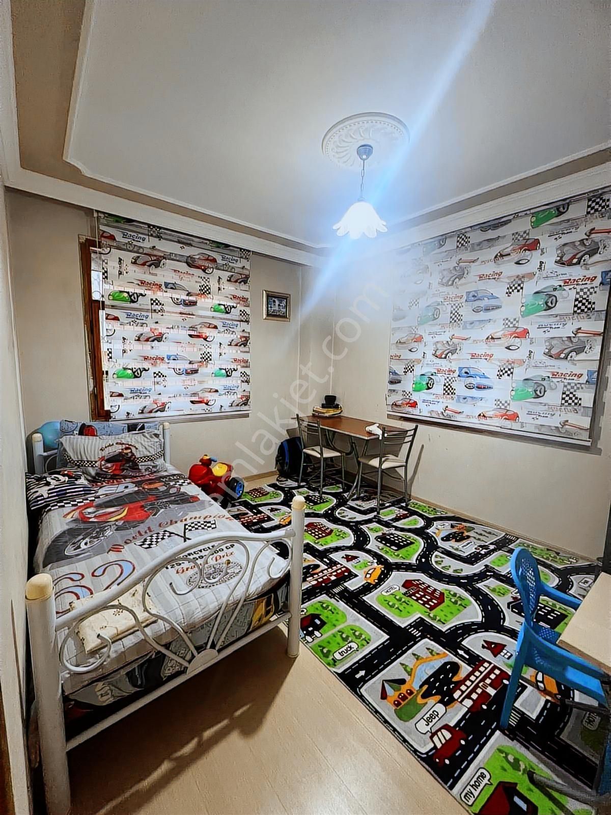 Aydınlar Mh. 3 Katlı Komle Satılık Müstakil Ev - Görsel 16