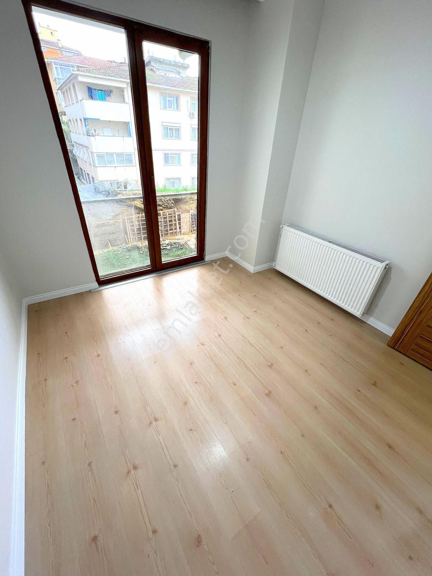 ▃birikim▃ Bostancı Sınırında Ayrı Mutfaklı Ara Kat Boş Lüks 2+1! - Görsel 15