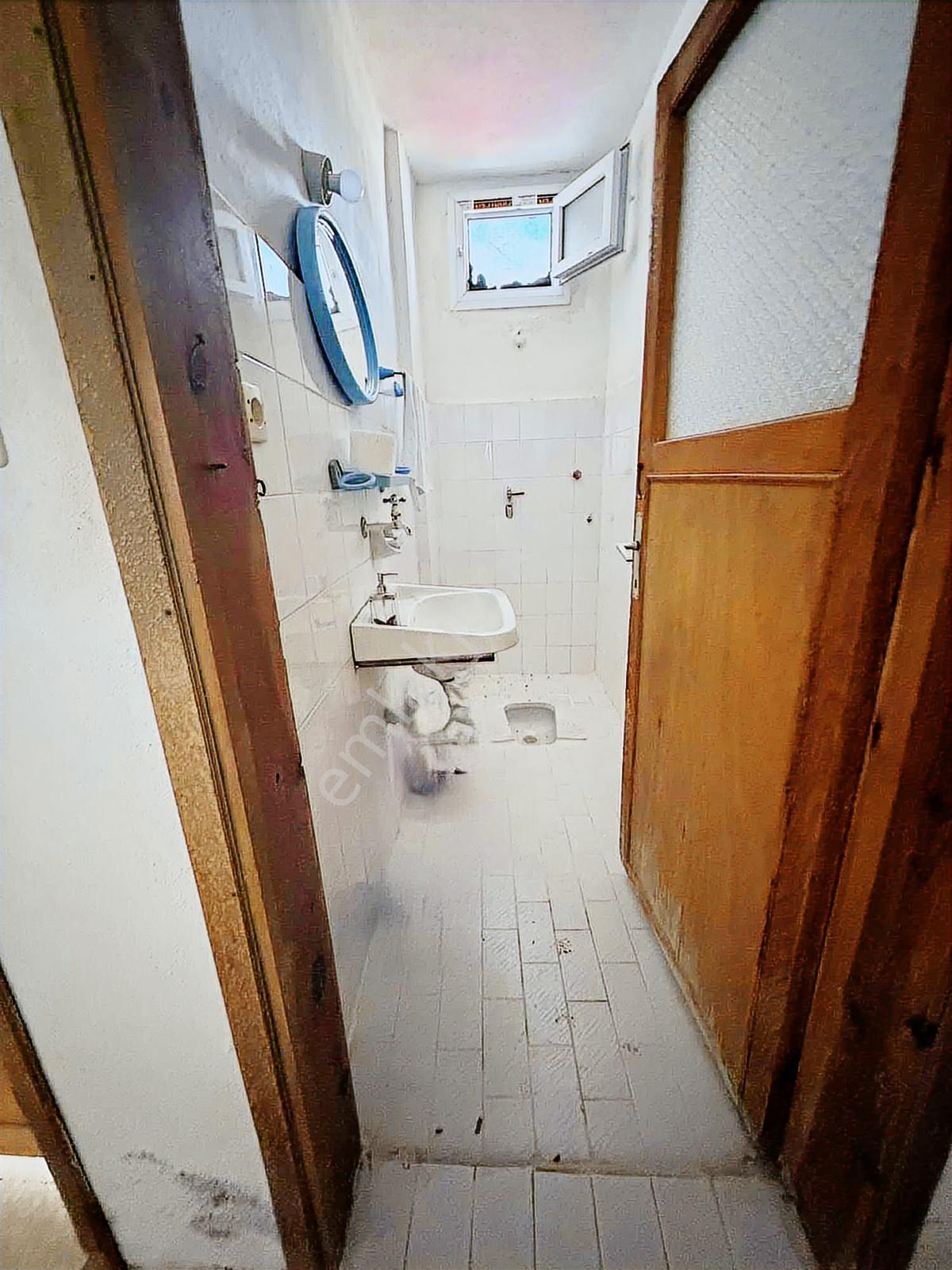 Bekiralanında 710 M2 Arsa İçinde İki Daireden Olşan Müstakıl Ev - Görsel 19