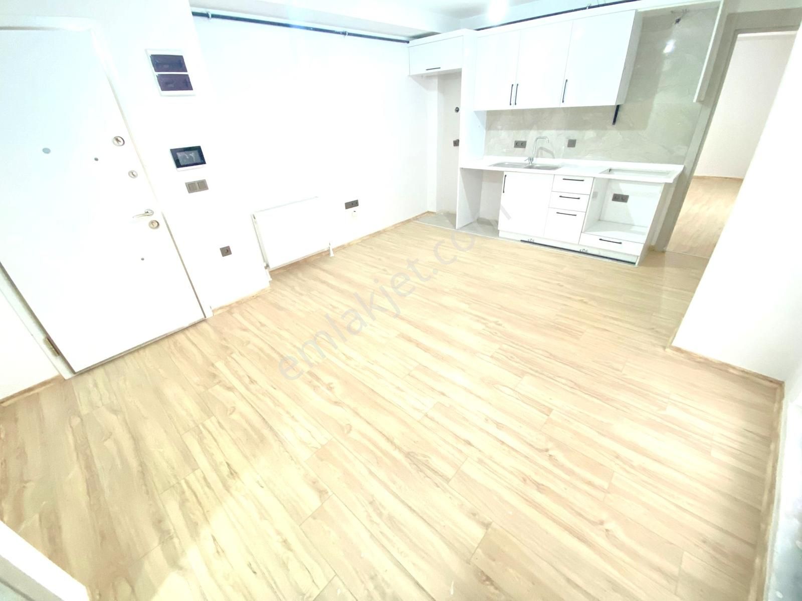 Altıntepe'de Ulaşıma Yakın, Teraslı, 50m2 Net, Sıfır 1+1 - Görsel 14