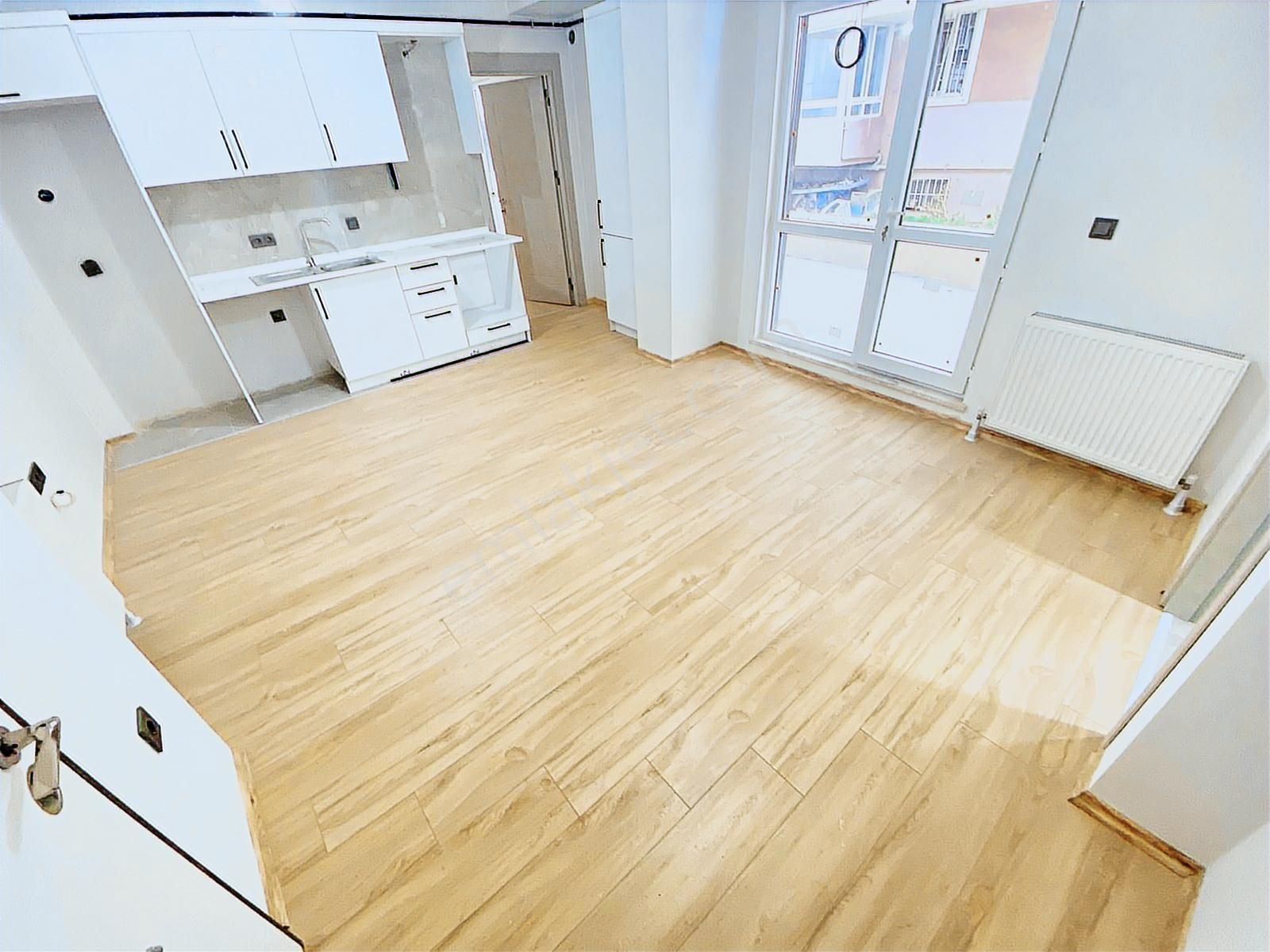 Altıntepe'de Ulaşıma Yakın, Teraslı, 50m2 Net, Sıfır 1+1 - Görsel 12