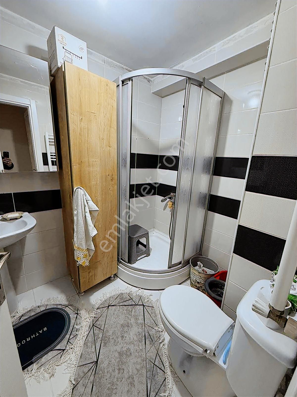 Metrobüse Yürüme Mesafesinde 2+1 Balkonlu Daire - Görsel 9