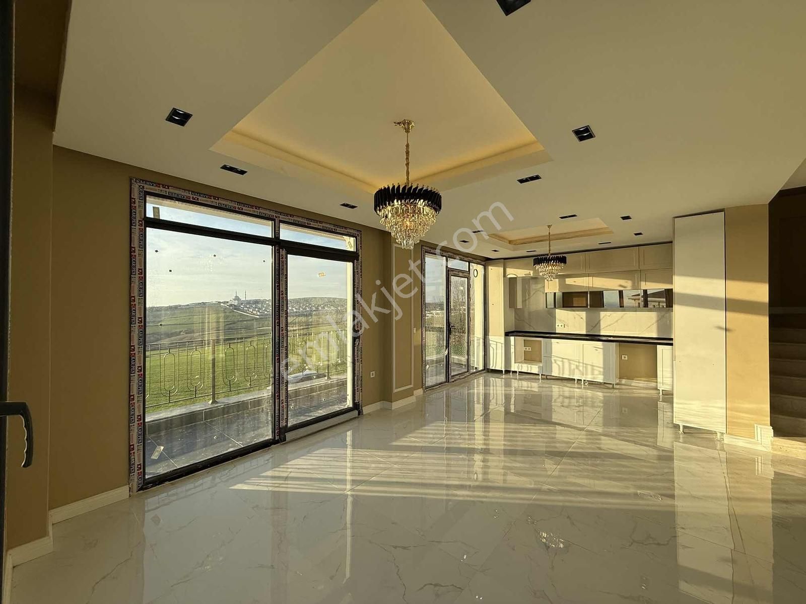 Güzelcede Satılık Panoramik Deniz Manzaralı 6+2 Müstakil Villa - Görsel 8