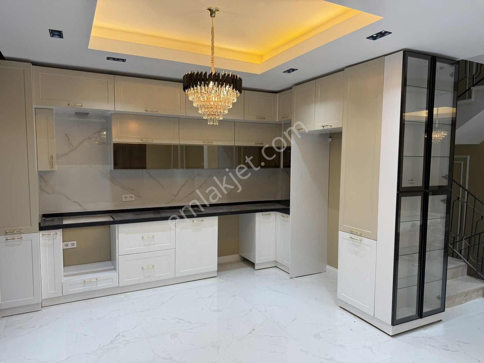 Güzelcede Satılık Panoramik Deniz Manzaralı 6+2 Müstakil Villa - Görsel 5