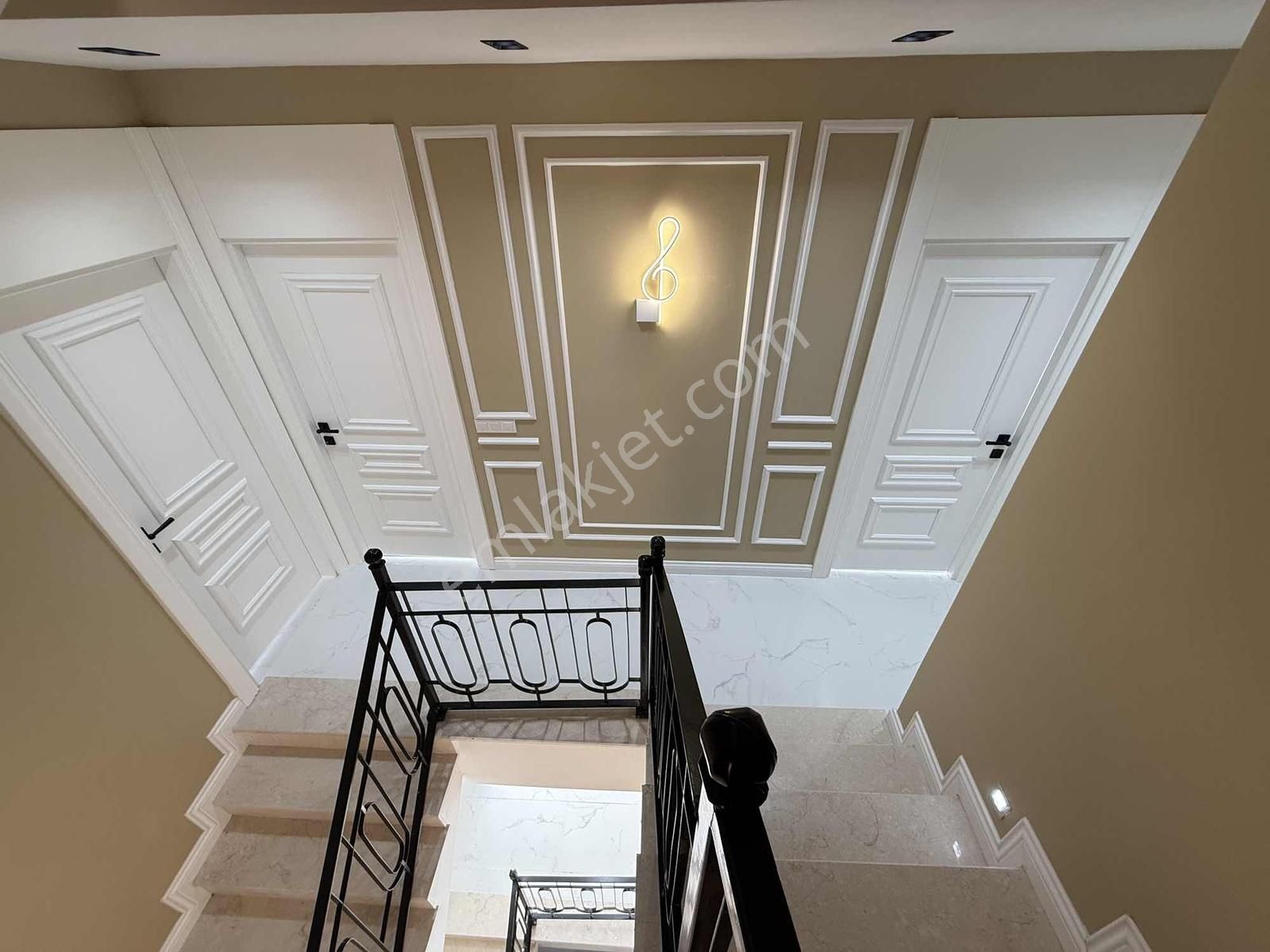 Güzelcede Satılık Panoramik Deniz Manzaralı 6+2 Müstakil Villa - Görsel 16