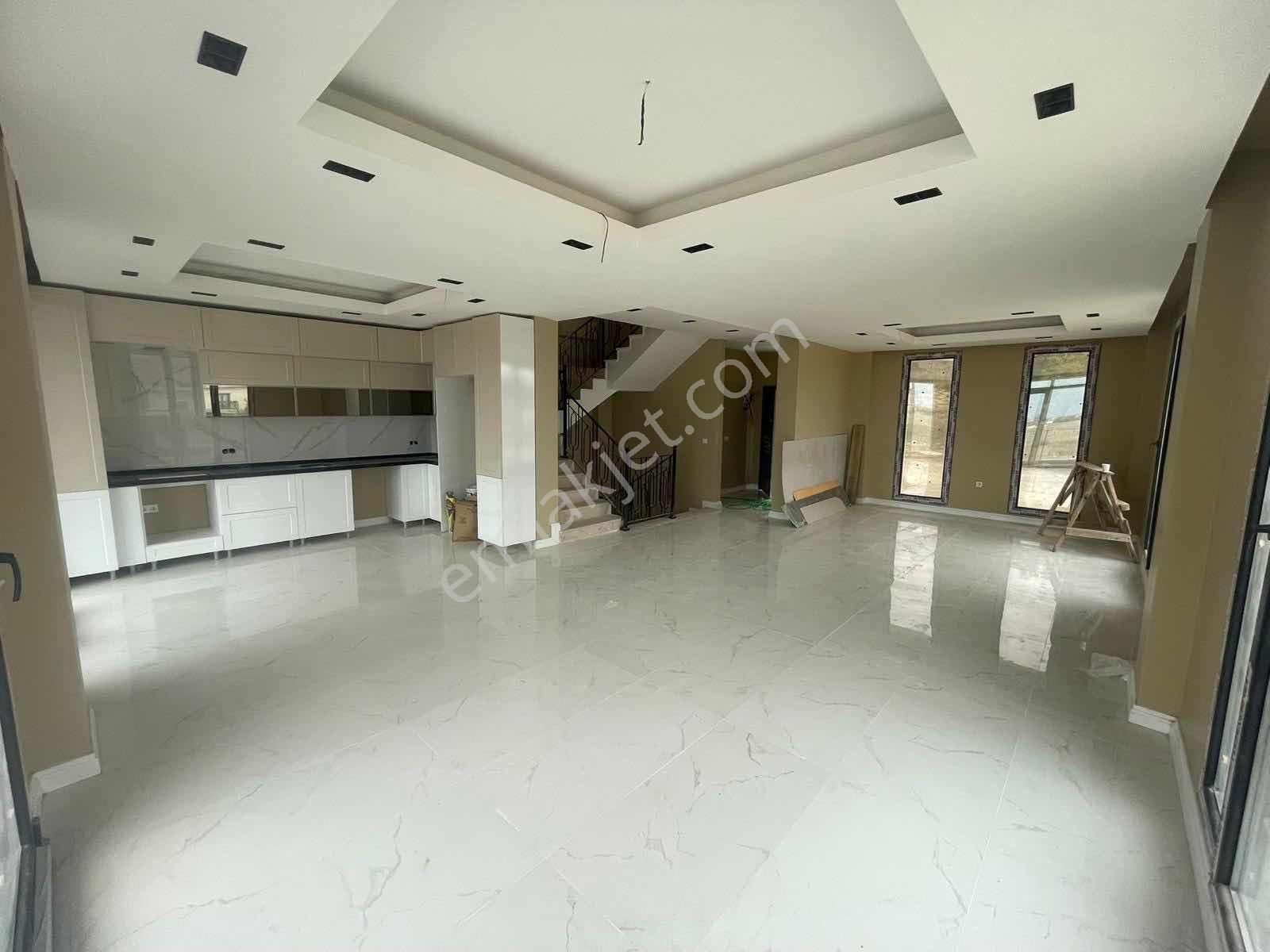 Güzelcede Satılık Panoramik Deniz Manzaralı 6+2 Müstakil Villa - Görsel 28