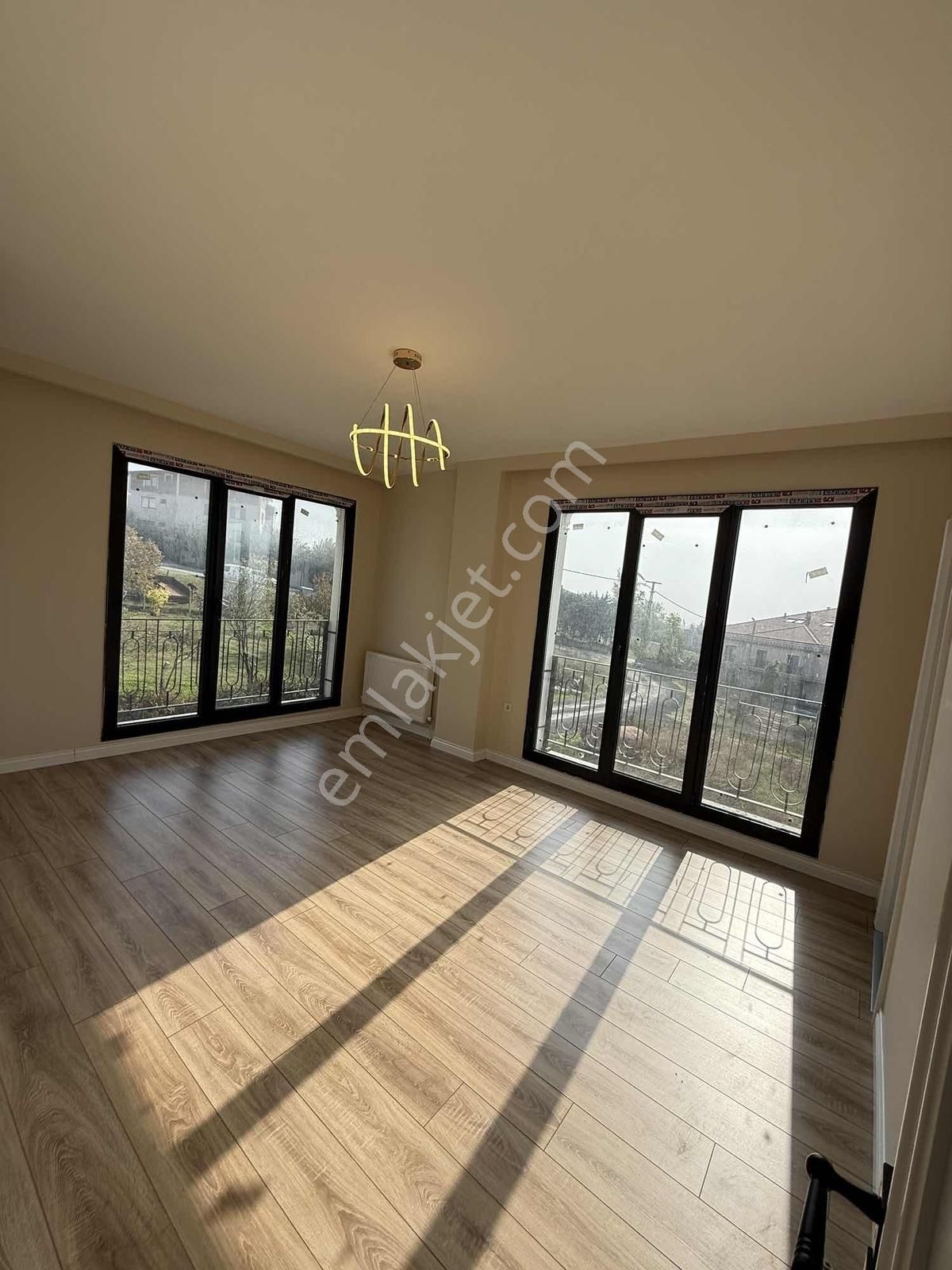 Güzelcede Satılık Panoramik Deniz Manzaralı 6+2 Müstakil Villa - Görsel 4