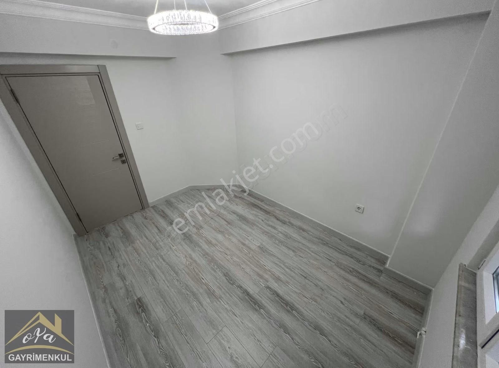 Akçay Oya Gayrimenkul'den Tek Yetkili 3+1 Lüks Ön Cephe Daire - Görsel 12