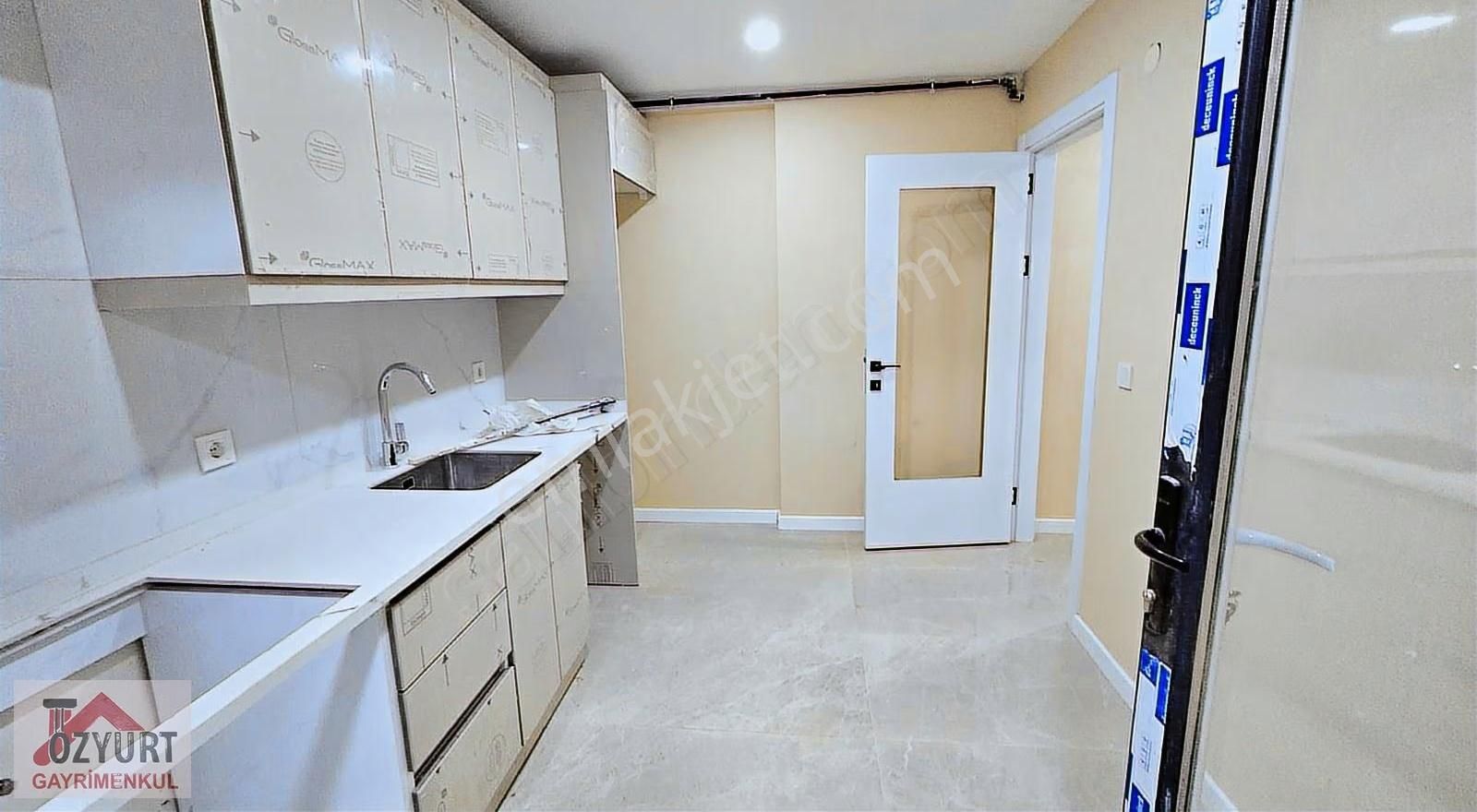 Metroya Yakın Asansörlü 2+1 Daire - Görsel 14