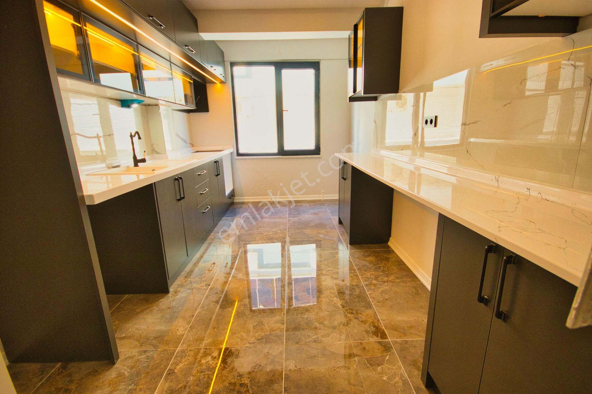 🔴🔴aktif'ten Hayallerinizi Süsleyen Site İçinde Şık Tasarımlı Ayrı Mutfaklı Denize Yakın 3+1 Daire - Görsel 7