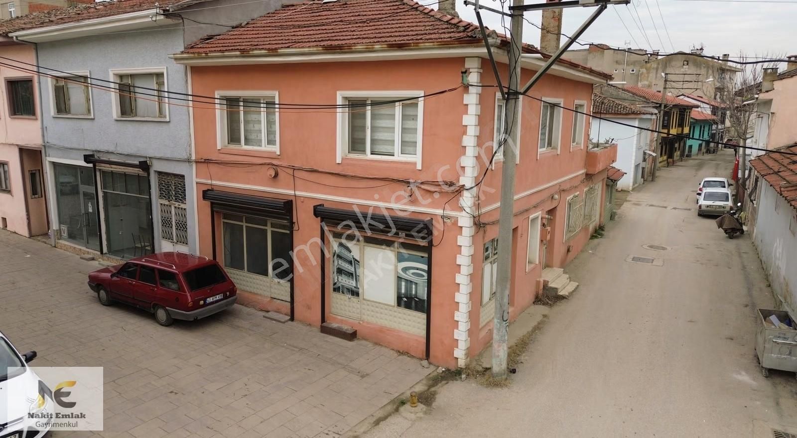 Yenişehir'in Tam Kalbinde Komple Satılık Fırsat 2 Daire 2 Dükkan - Görsel 16