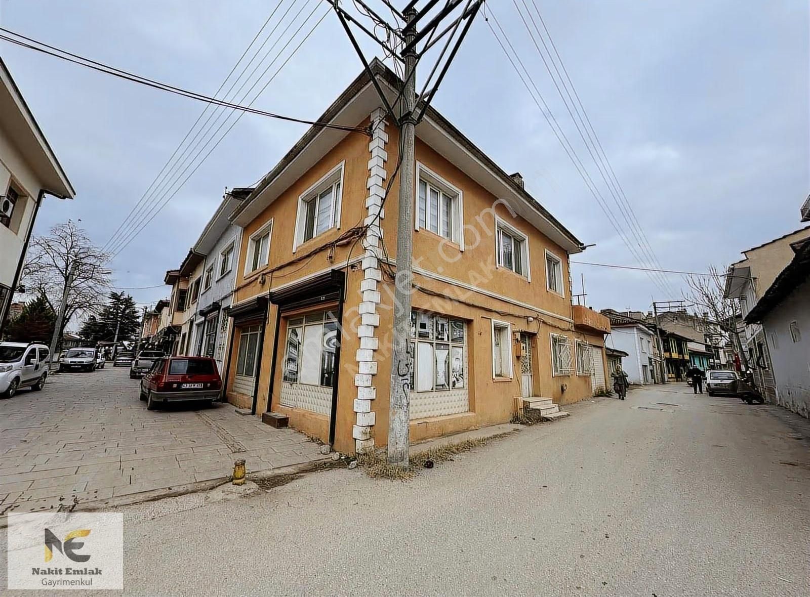 Yenişehir'in Tam Kalbinde Komple Satılık Fırsat 2 Daire 2 Dükkan - Görsel 13