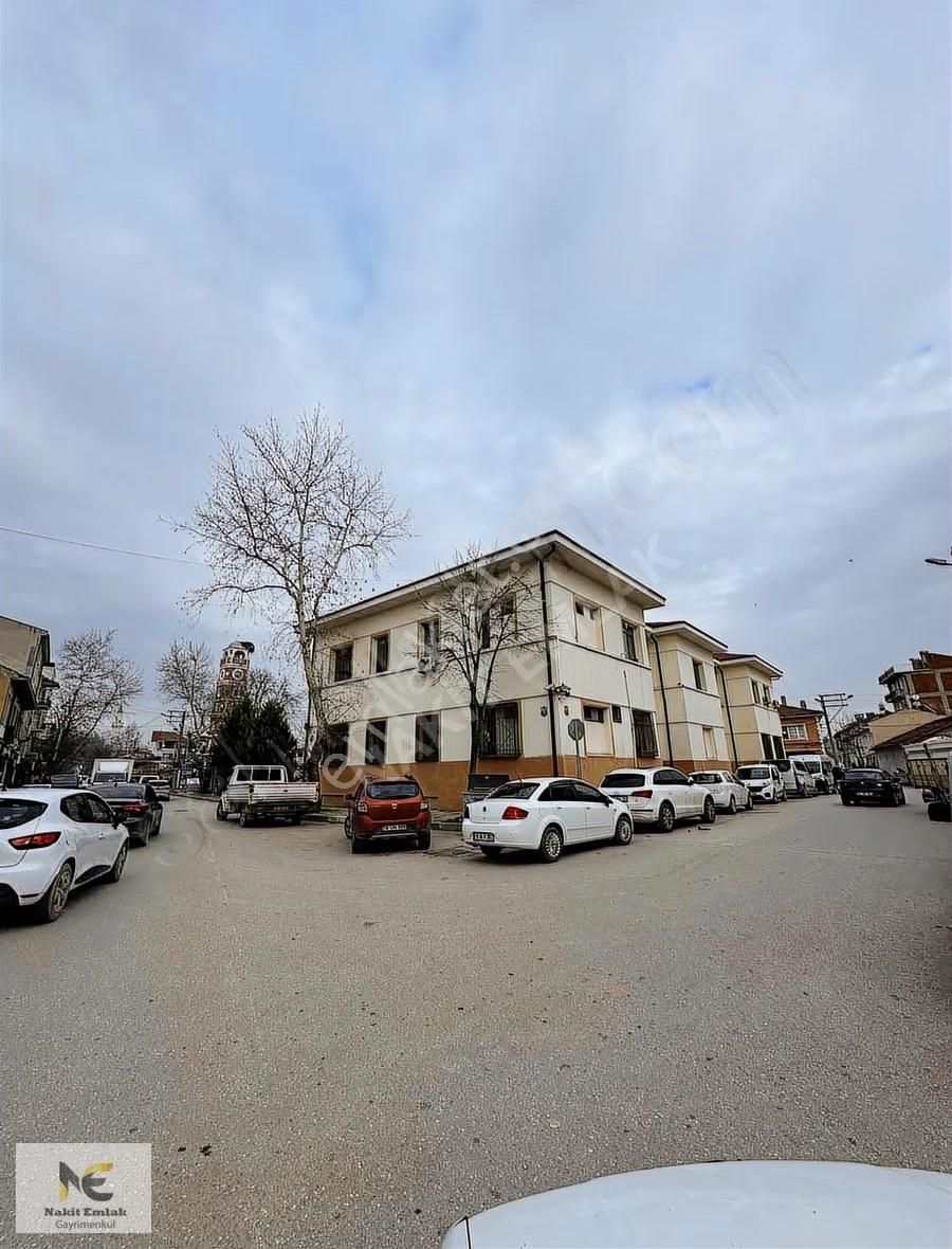 Yenişehir'in Tam Kalbinde Komple Satılık Fırsat 2 Daire 2 Dükkan - Görsel 20