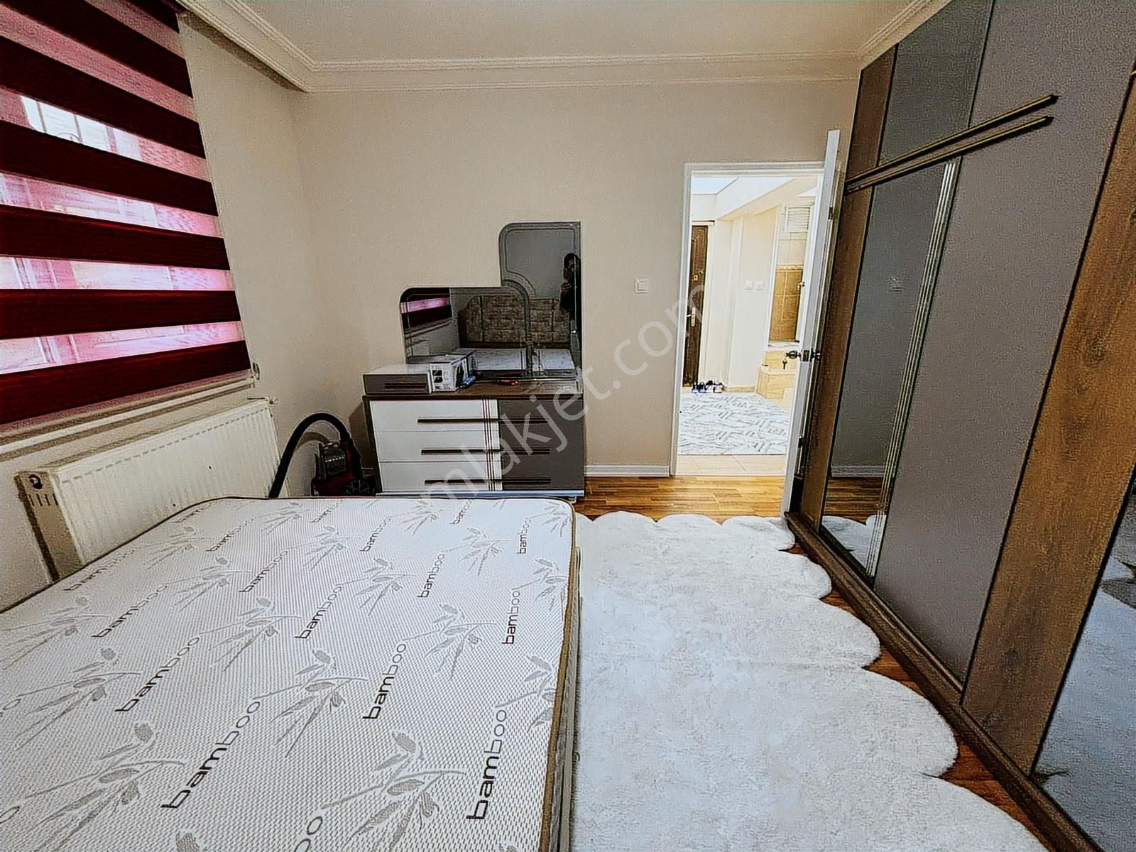 Topçu Mah Yüksek Kira Getirili Satılık 2+1 Eşyalı Girişkat Daire - Görsel 2