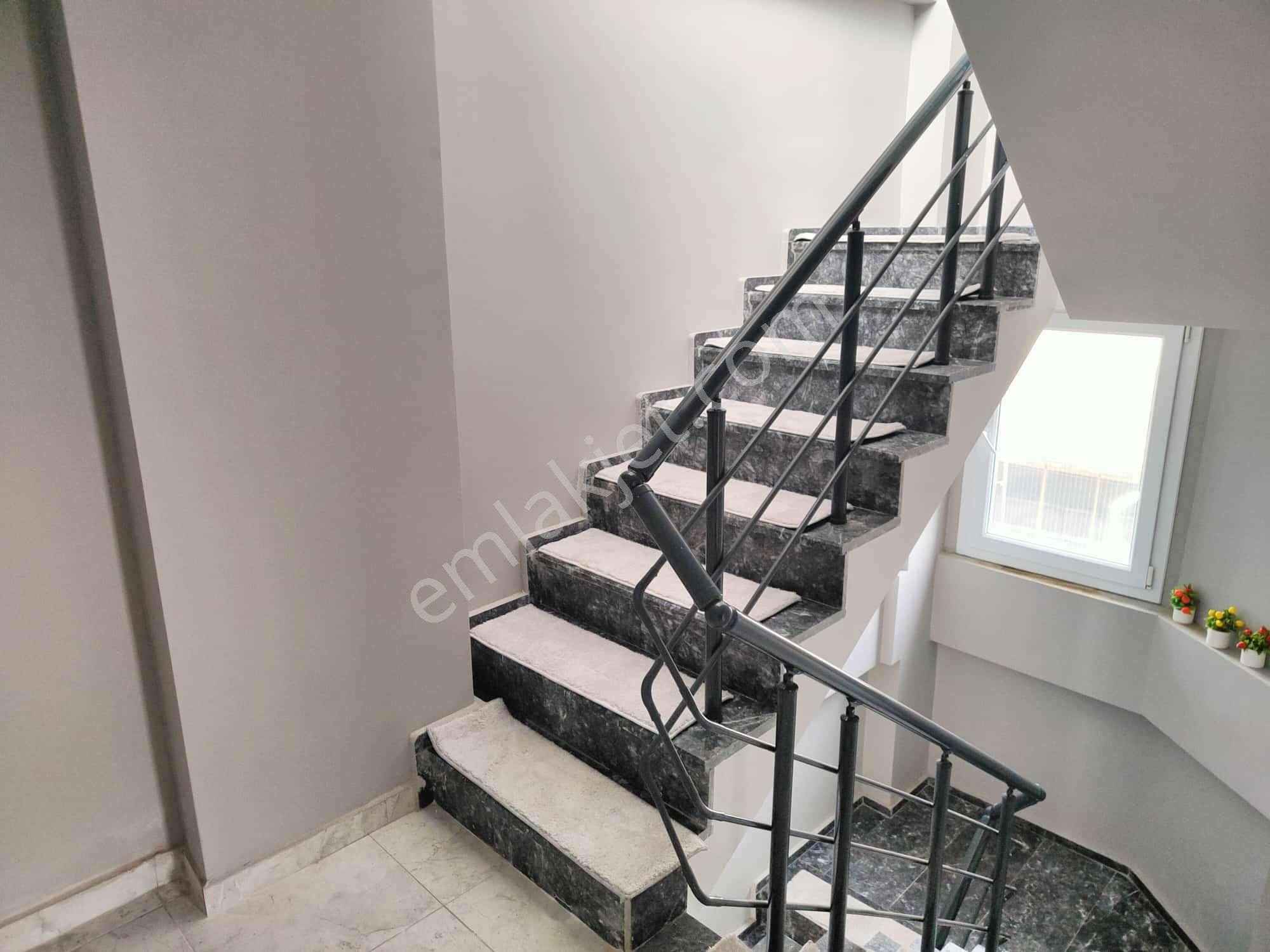 Tekirdağ Dereağzı Mah De Kartallardan Uygun Villa - Görsel 23