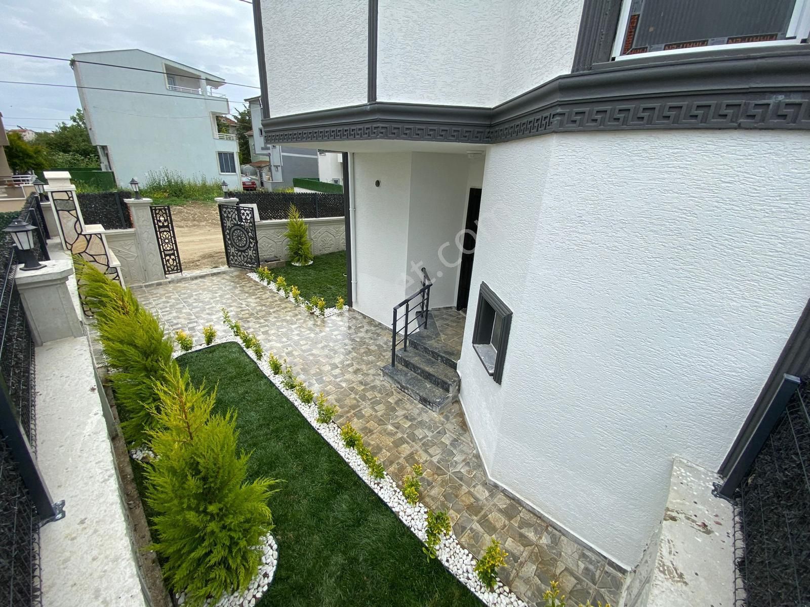 Tekirdağ Dereağzı Mah De Kartallardan Uygun Villa - Görsel 9