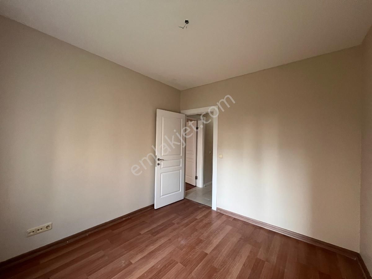 Bahçeşehir Ispartakule Olimpos Sitesinde 3+1 Kiralık 168m2 Daire - Görsel 16