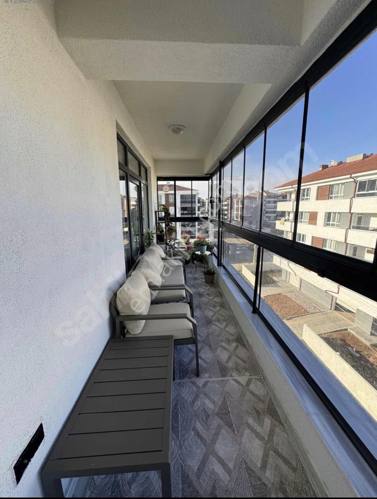 Sahibinden Eşyalı Geniş 2+1 Daire - Görsel 16