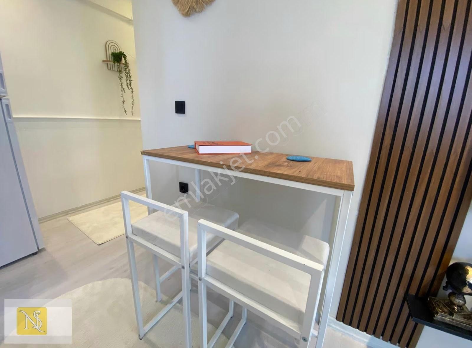 Nşgayrimenkul'den Cam Balkonu Ve Kombisi Takılı Eşyalı 1+1 Daire - Görsel 26