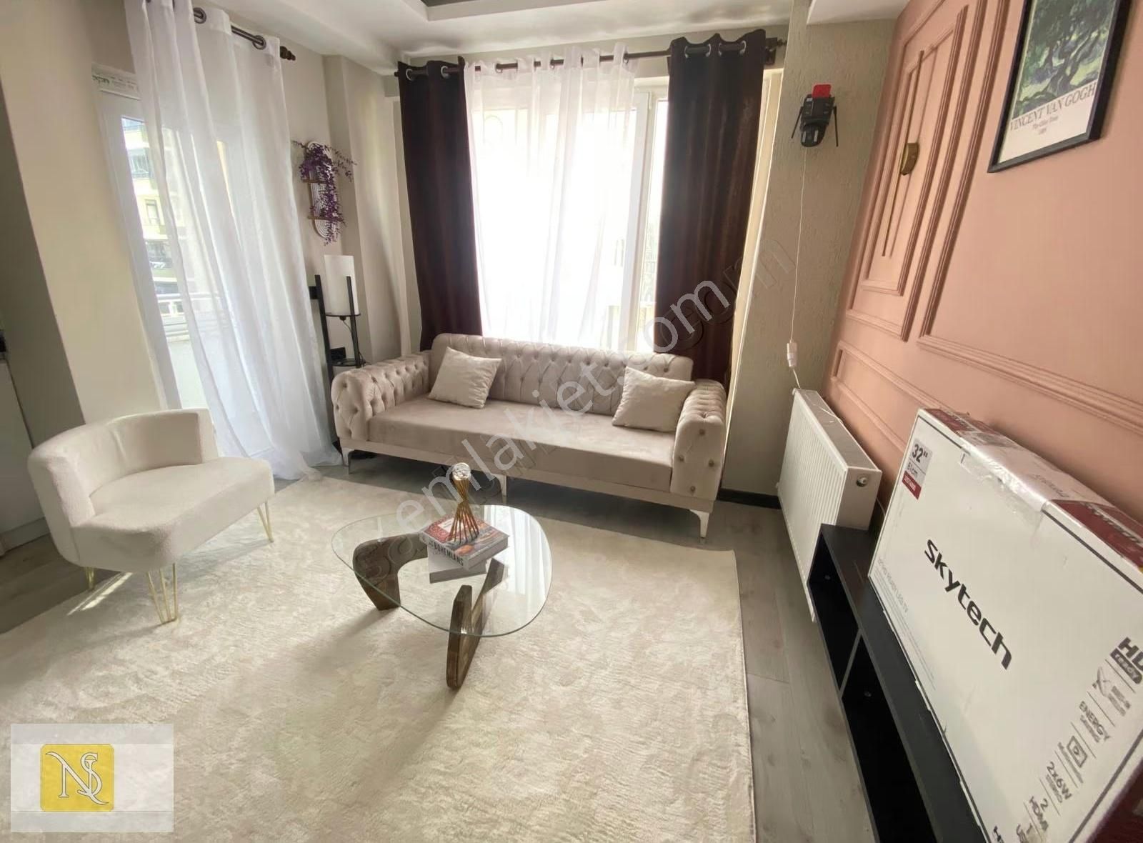 Nş Gayrimenkul'den Eşyalı Ve Cam Balkonlu Eşyalı Satılık 1+1!