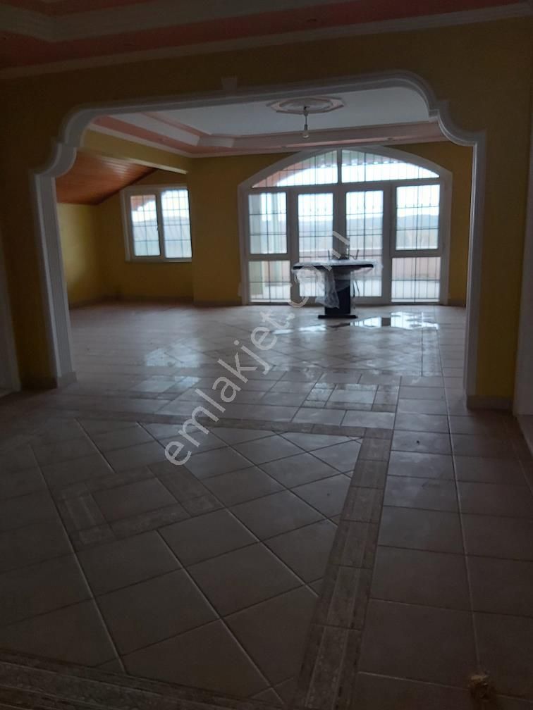 Kemerburgaz Göktürk Ağaçlı Köyünde Müstakil Kiralık Villa - Görsel 23