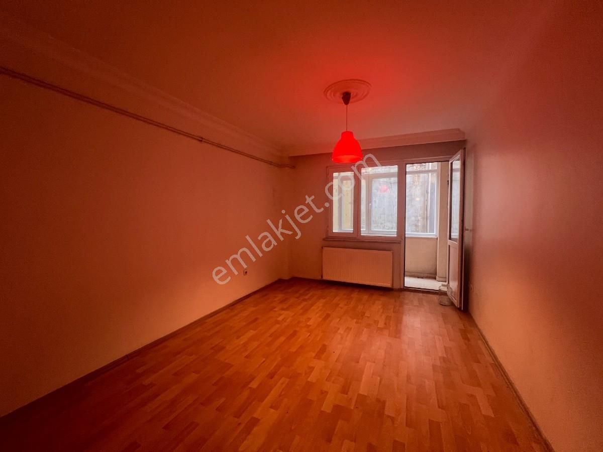 Kağıthane Gültepe Mah.otoparklı 2+1 Kiralık Daire - Görsel 13