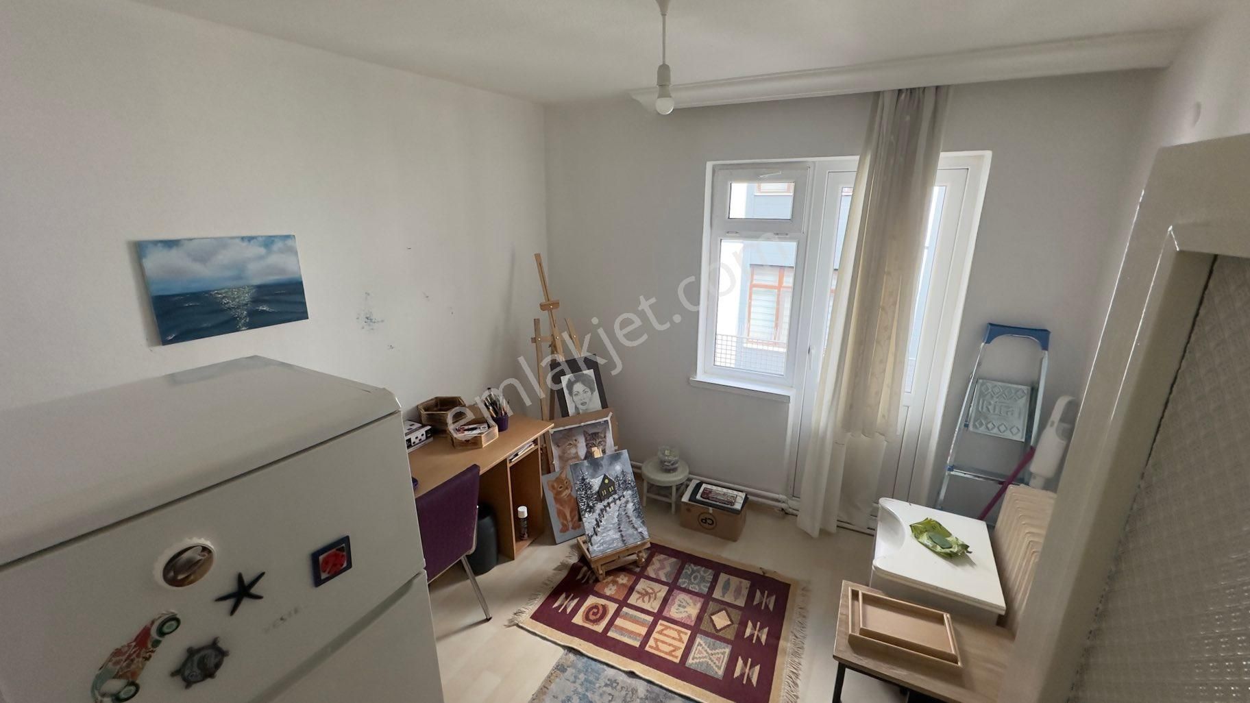 Uğur Mumcu Cad Üzeri Katta Daire - Görsel 22
