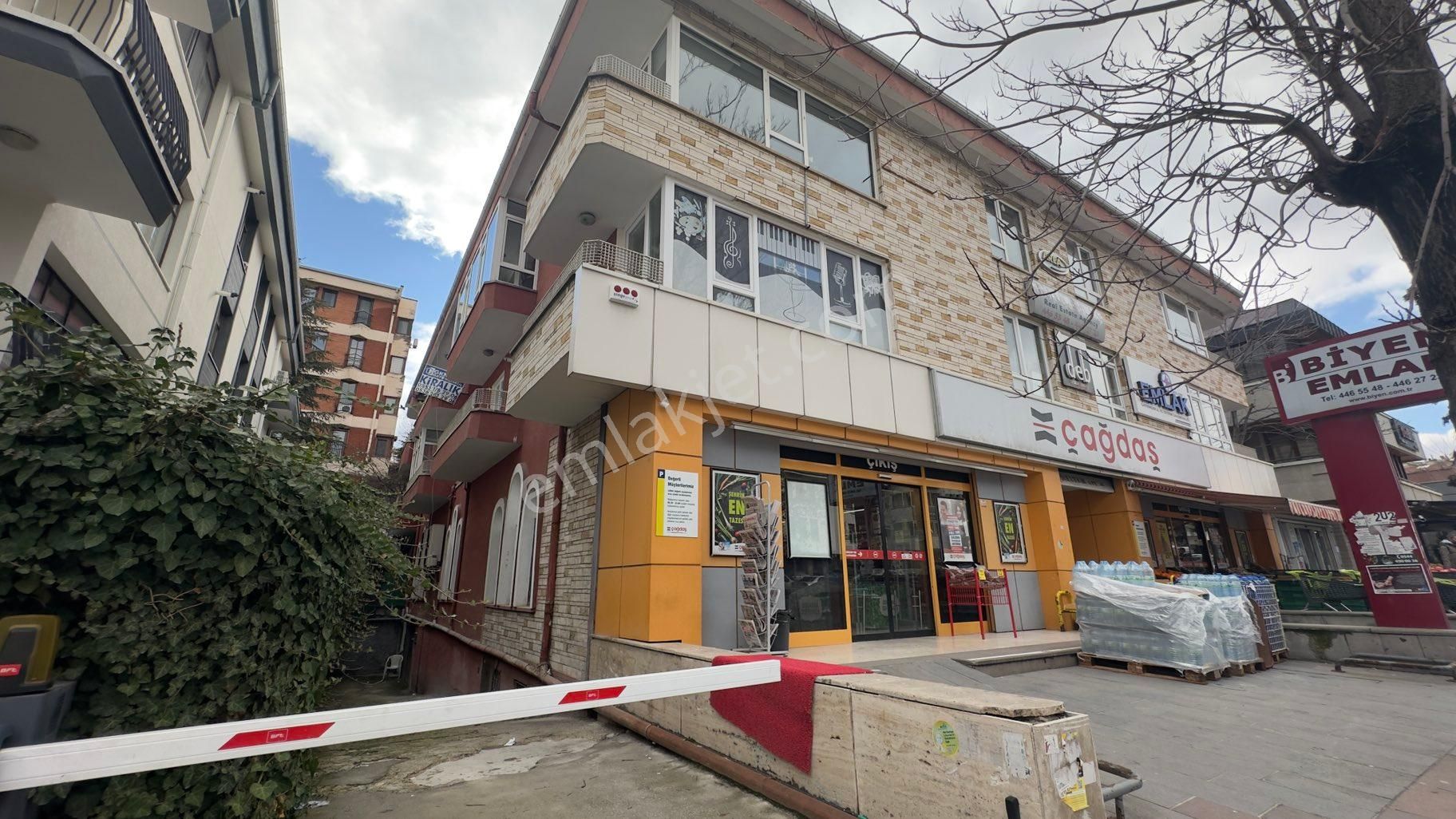Uğur Mumcu Cad Üzeri Katta Daire - Görsel 3