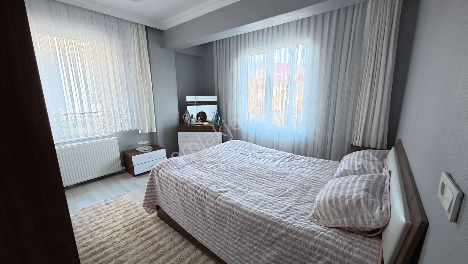 Kocaali Sahilde Müstakil Bahçeli Şık Villa Okyanustan - Görsel 14