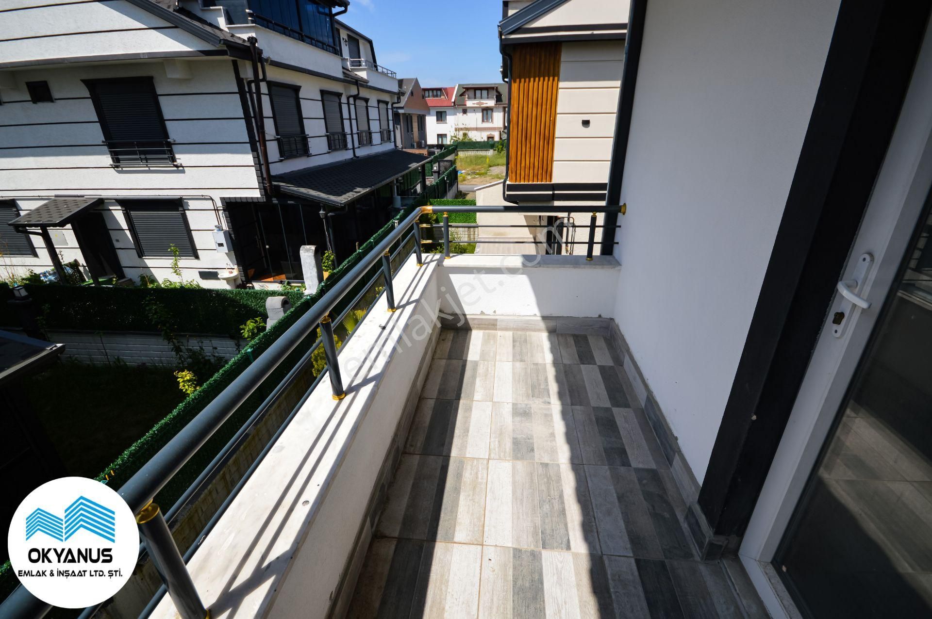 Kocaali Sahilde Müstakil Bahçeli Şık Villa Okyanustan - Görsel 24