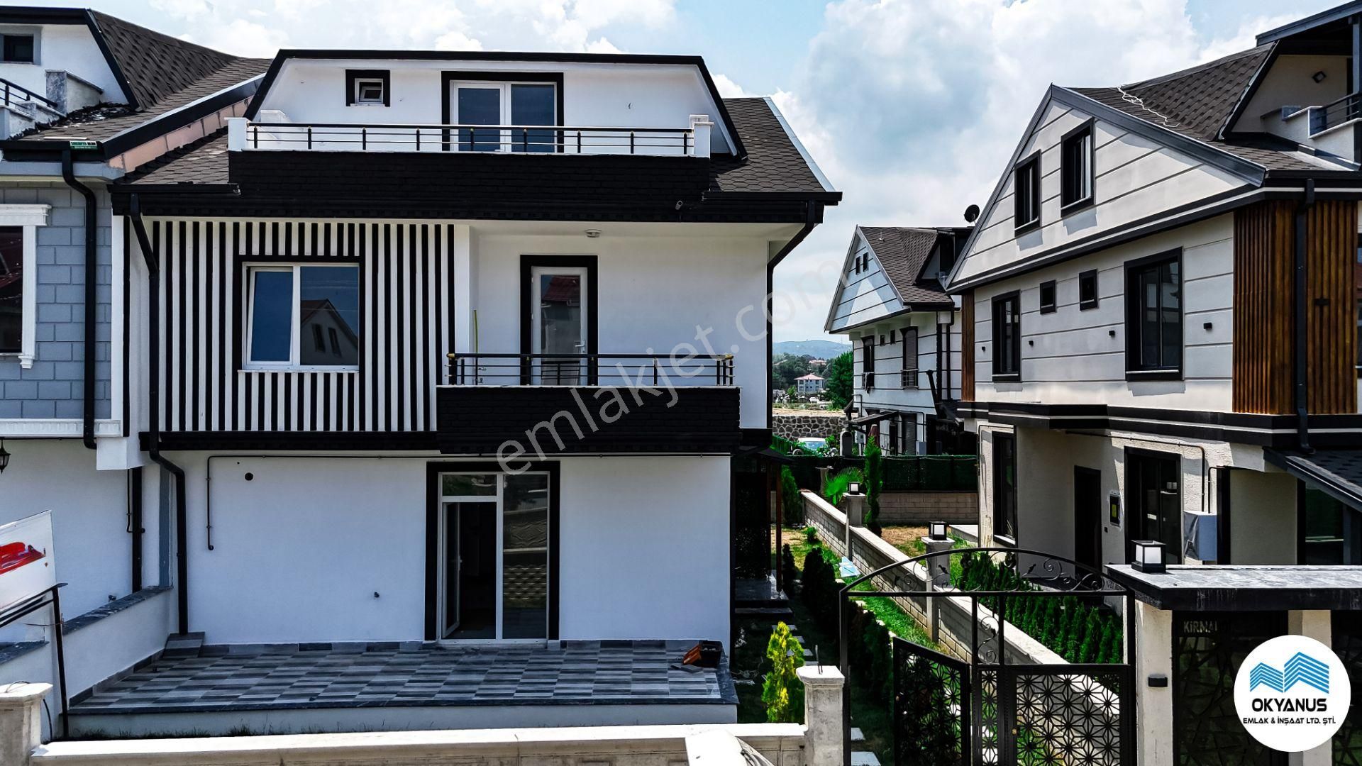 Kocaali Sahilde Müstakil Bahçeli Şık Villa Okyanustan - Görsel 33