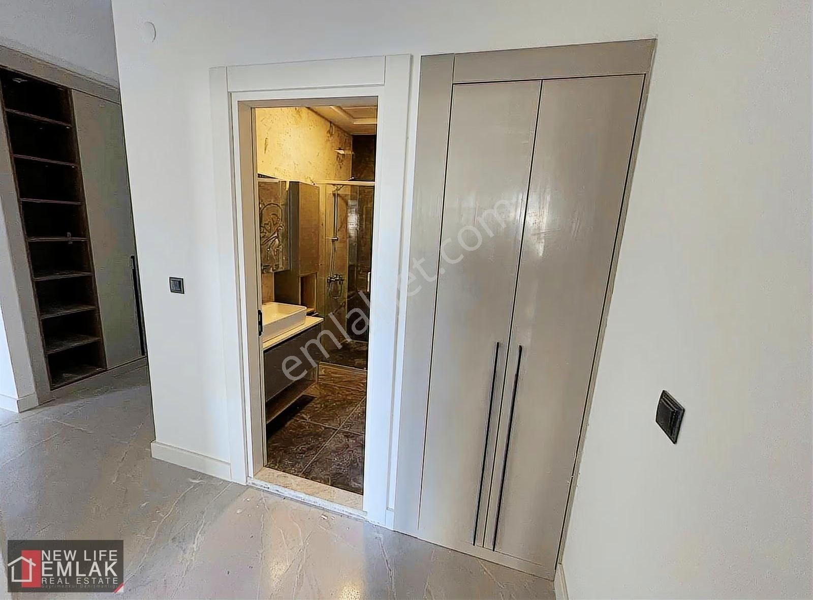 Kuşadasında Müstakil Tadında Bahçe Katı Satılık Daire - Görsel 11